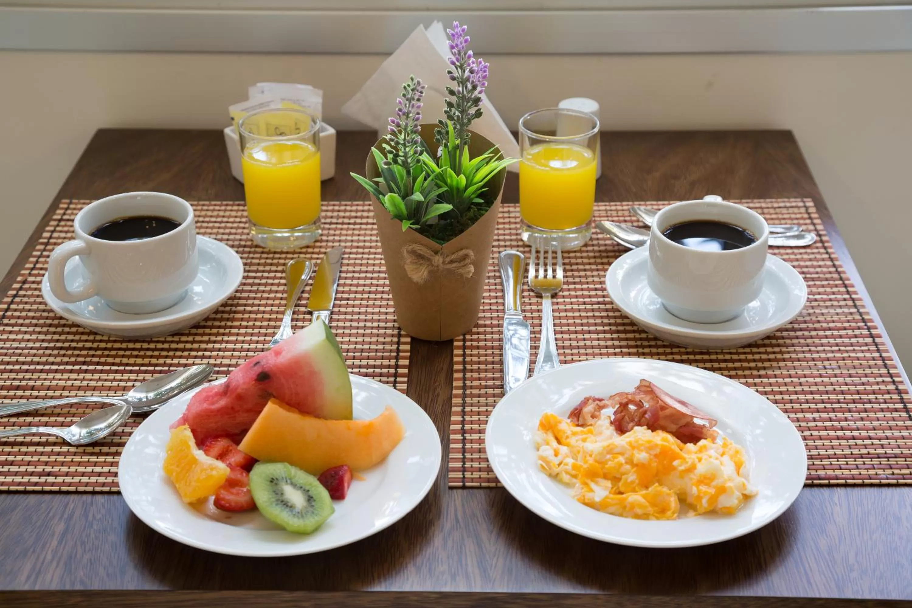 Food and drinks in Seaview Hotel Boutique