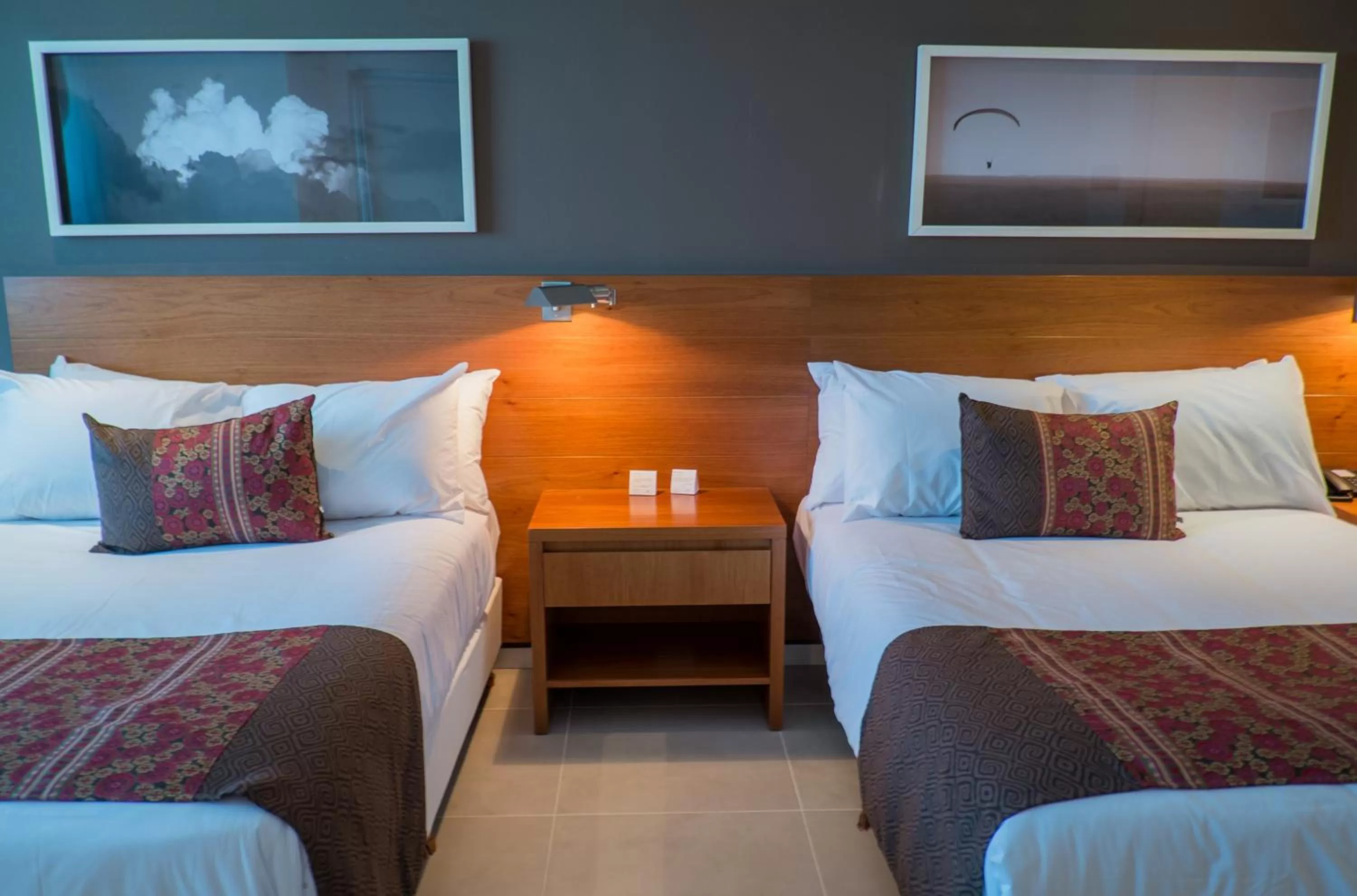 Photo of the whole room, Bed in Orfeo Suites Hotel Sierras Chicas