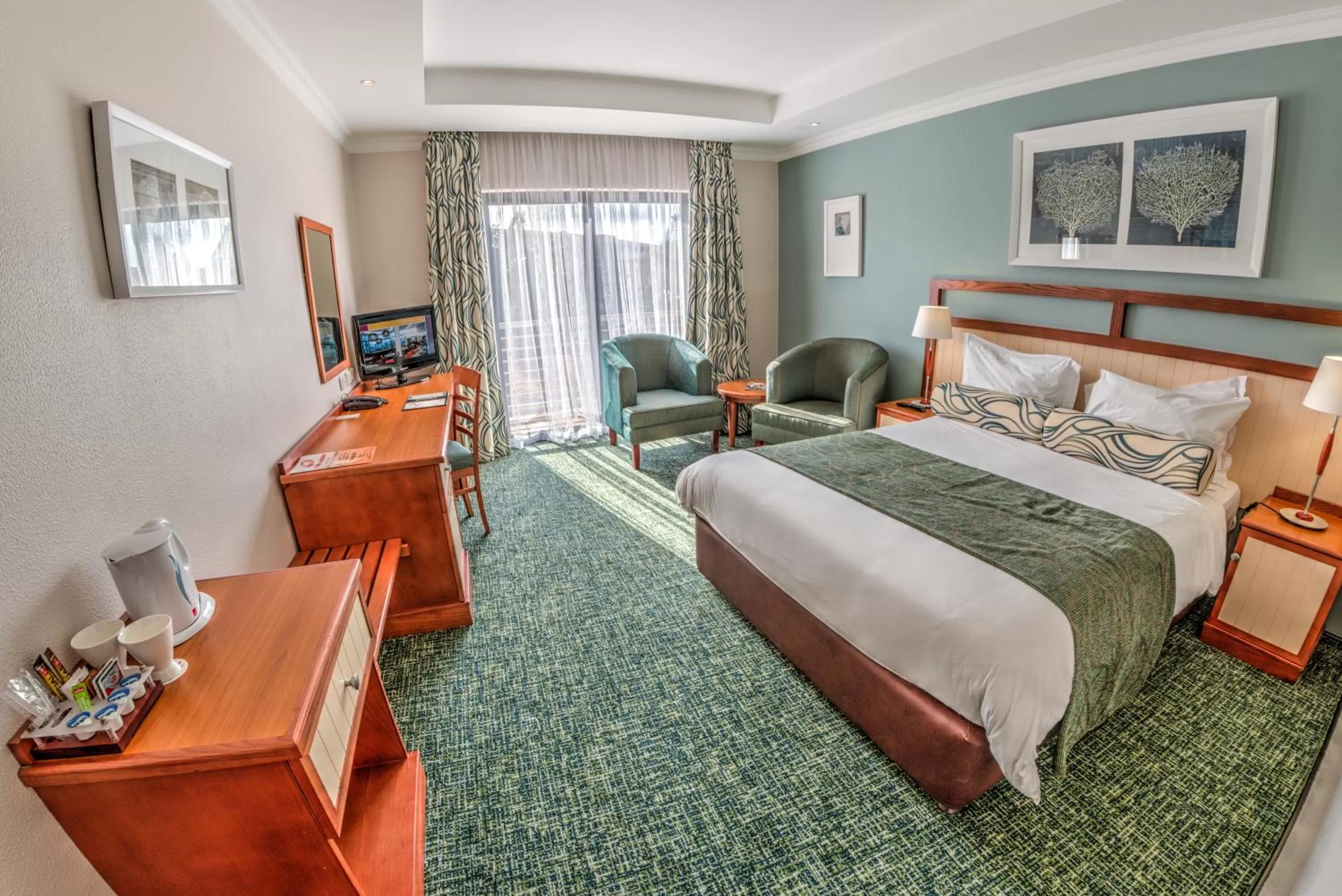 Double Room - Smoking in City Lodge Hotel Umhlanga Ridge