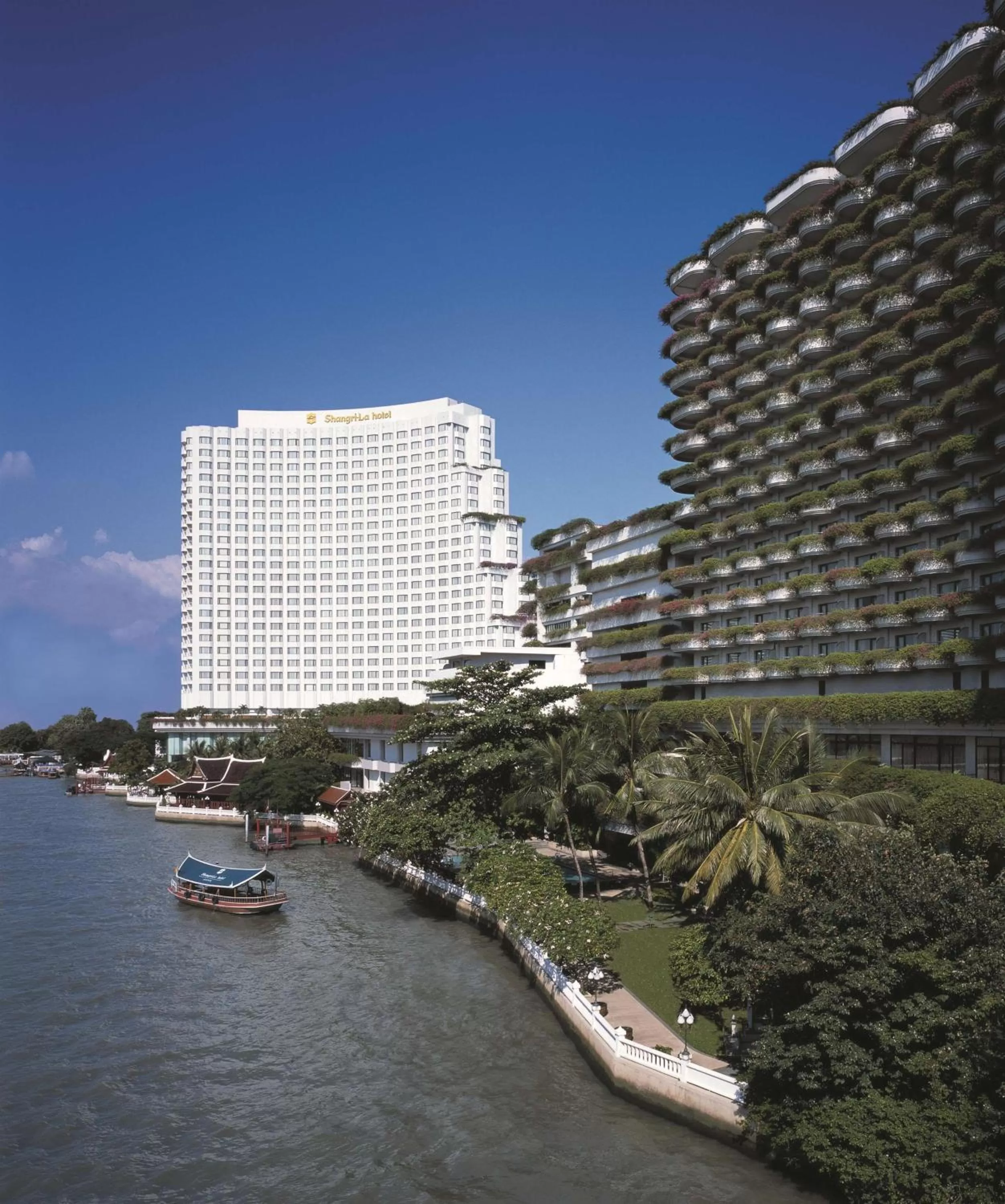 Property building in Shangri-La Bangkok