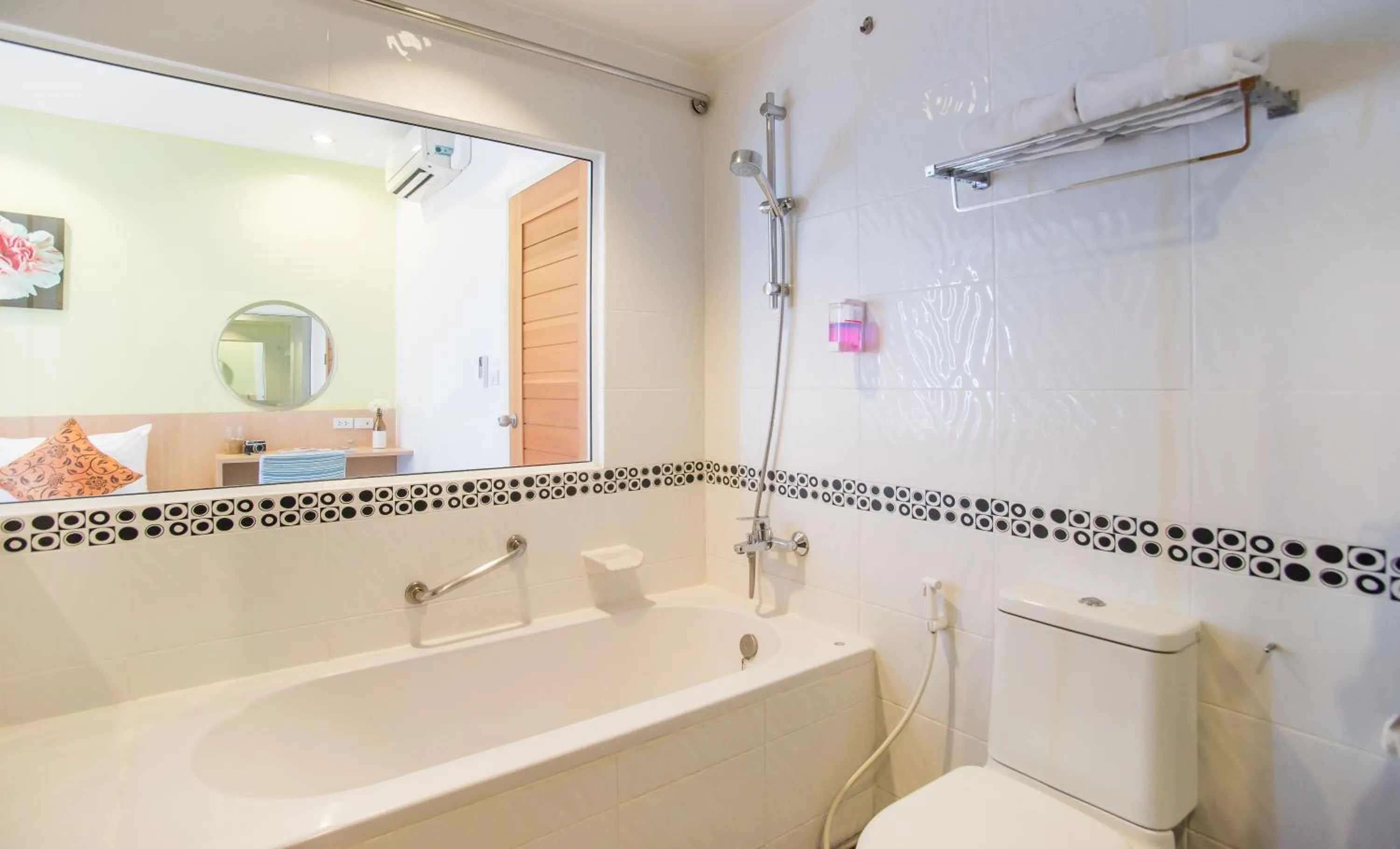 Bathroom in Best Bella Pattaya