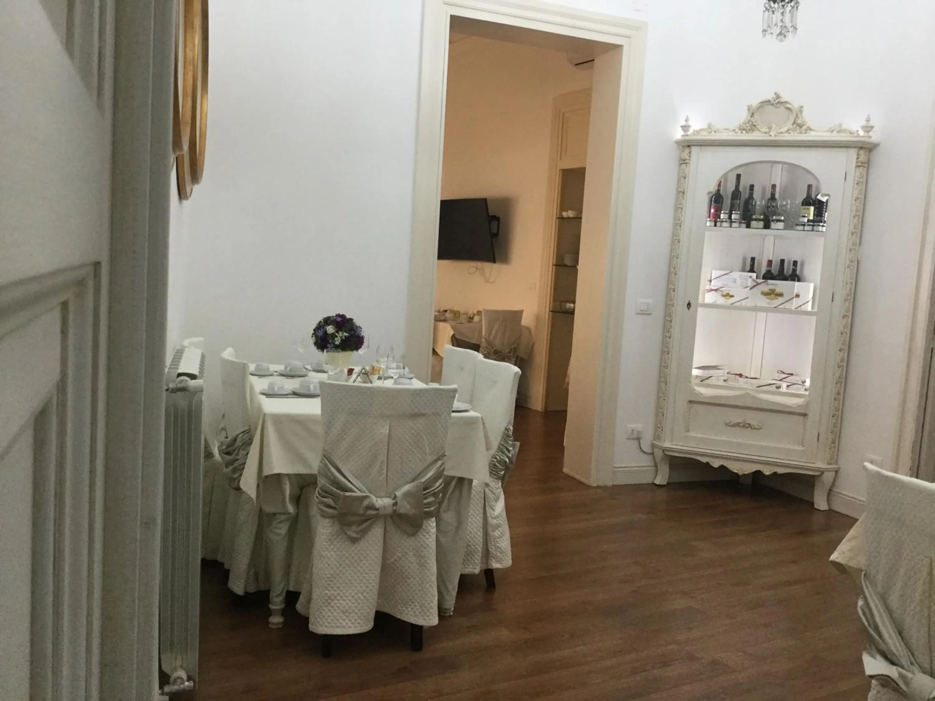 Communal lounge/ TV room in B&B Palazzo del Teatro