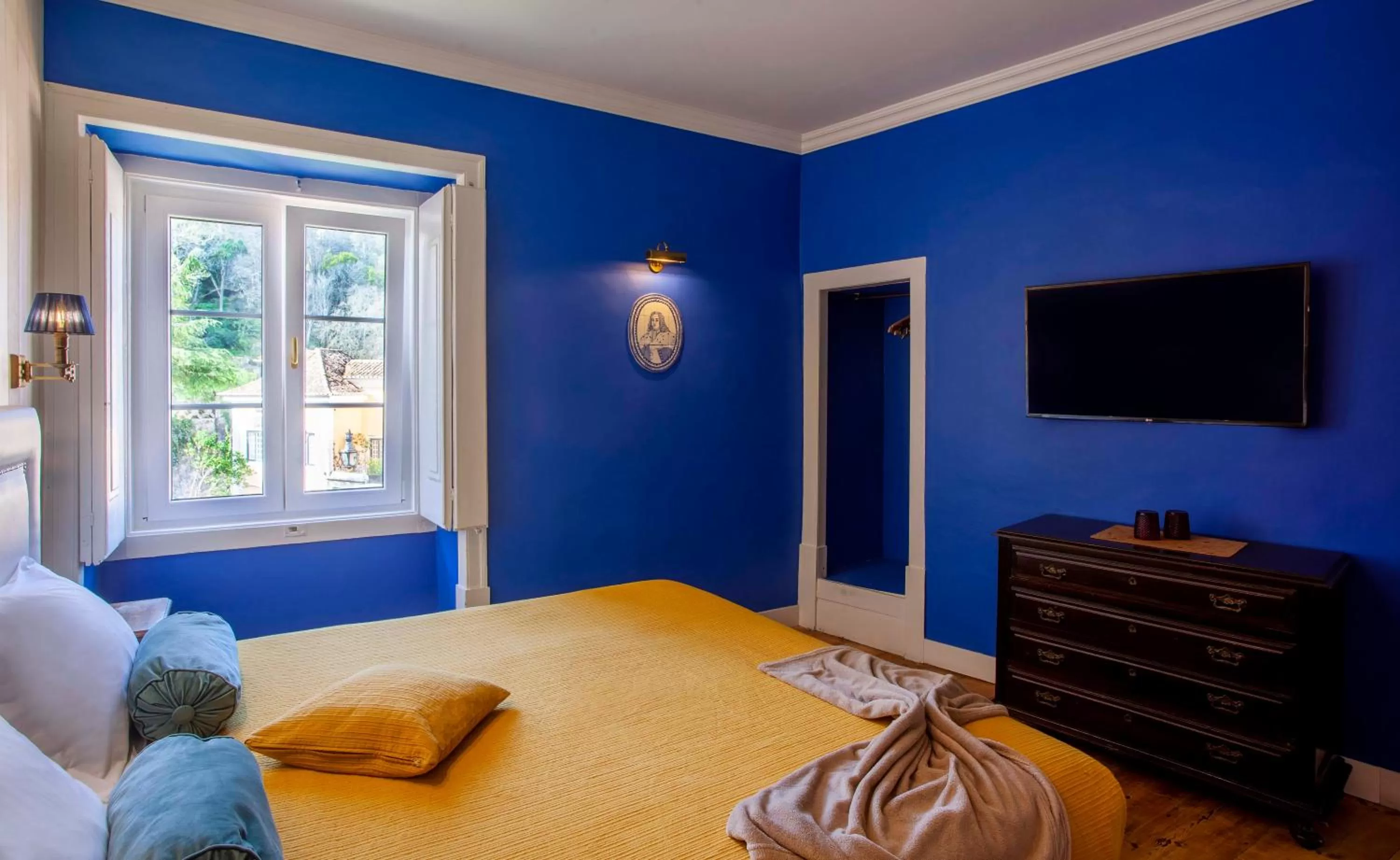 Bedroom, Bed in Palácio de Sintra Boutique House