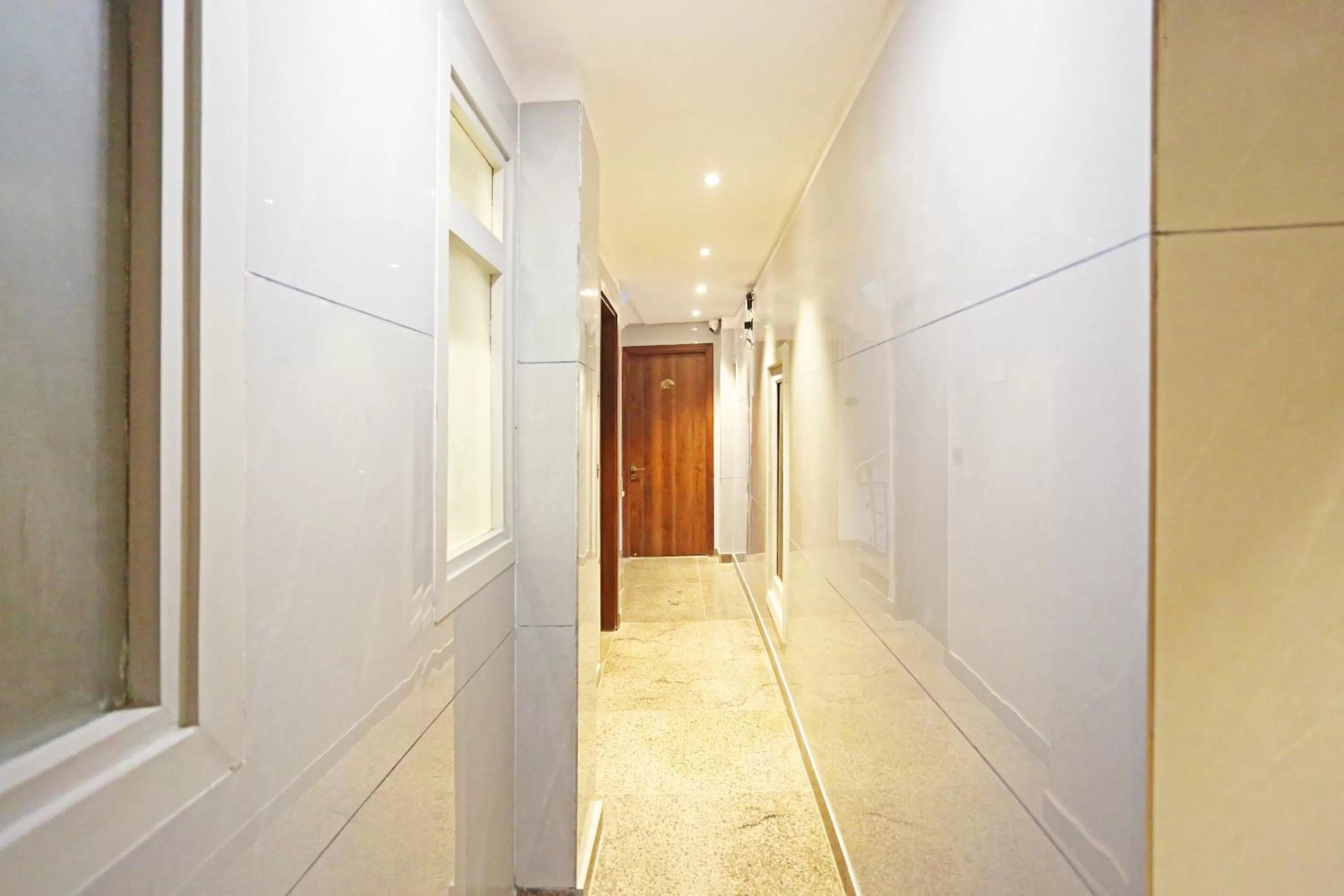 Floor plan in Frankstay By Hotel Preet in 05 mints walking Distance Nizamuddin Railway Station