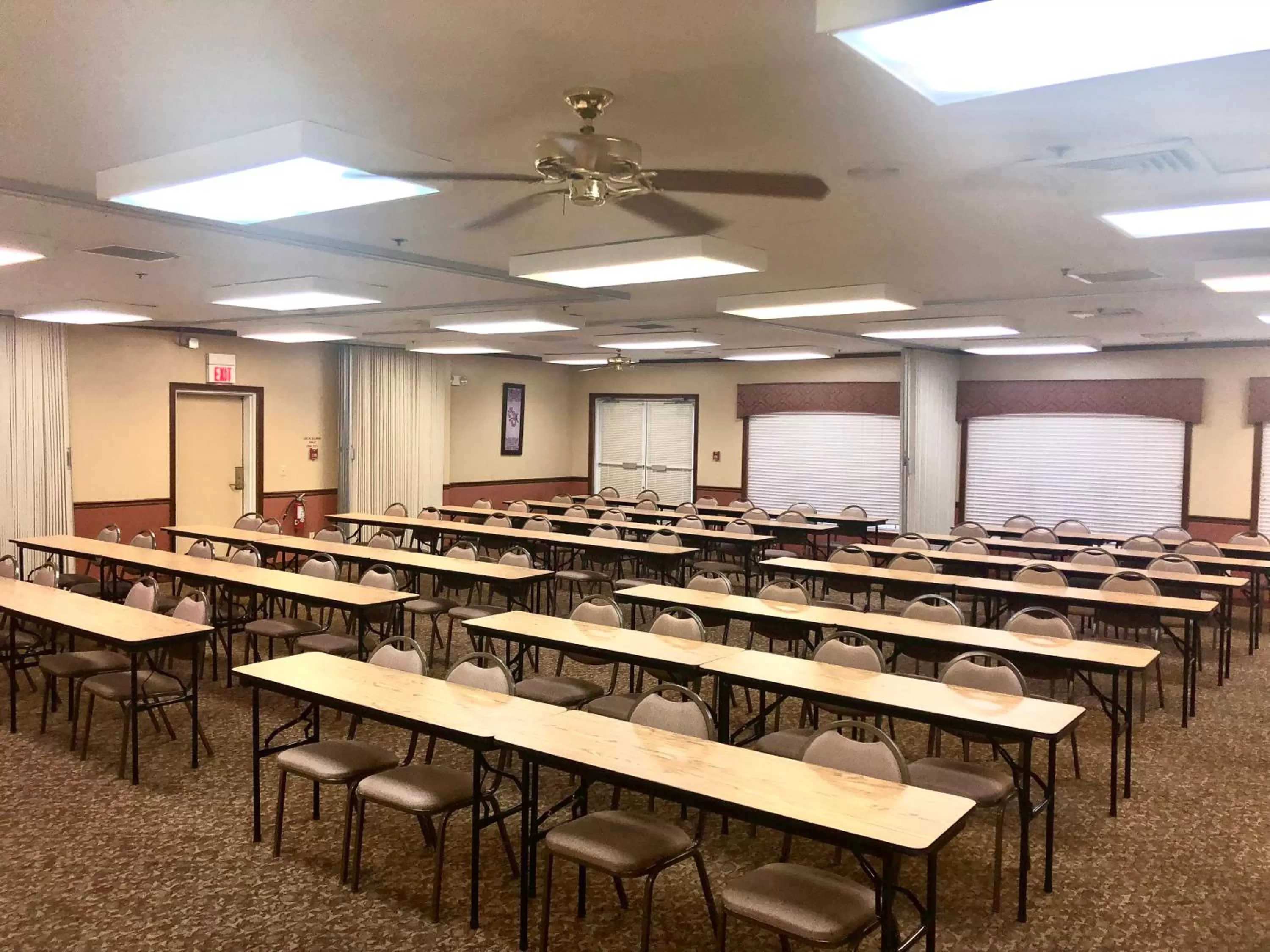 Banquet/Function facilities in Honeysuckle Inn & Conference Center