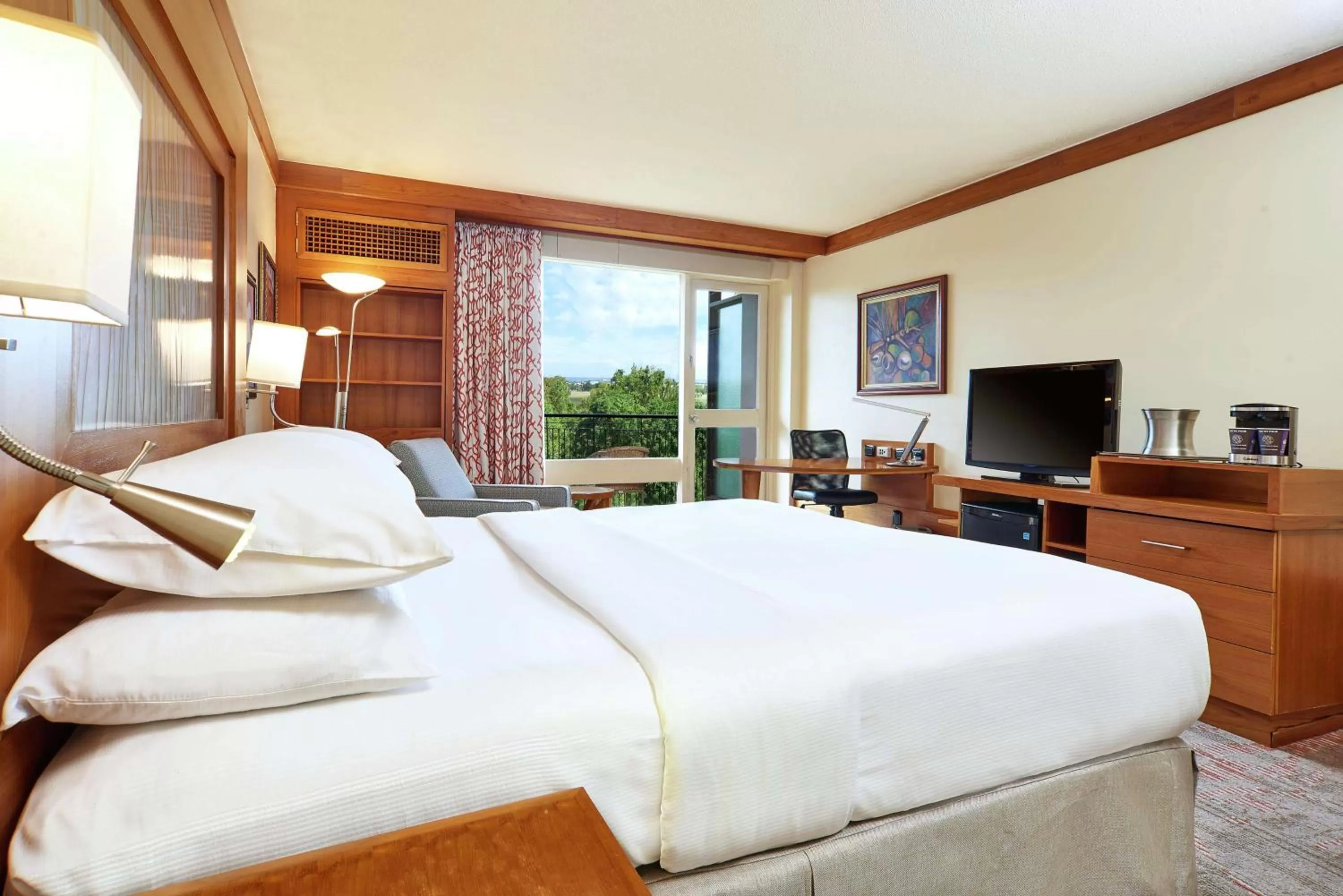 Bedroom, Bed in Hilton Trinidad & Conference Centre