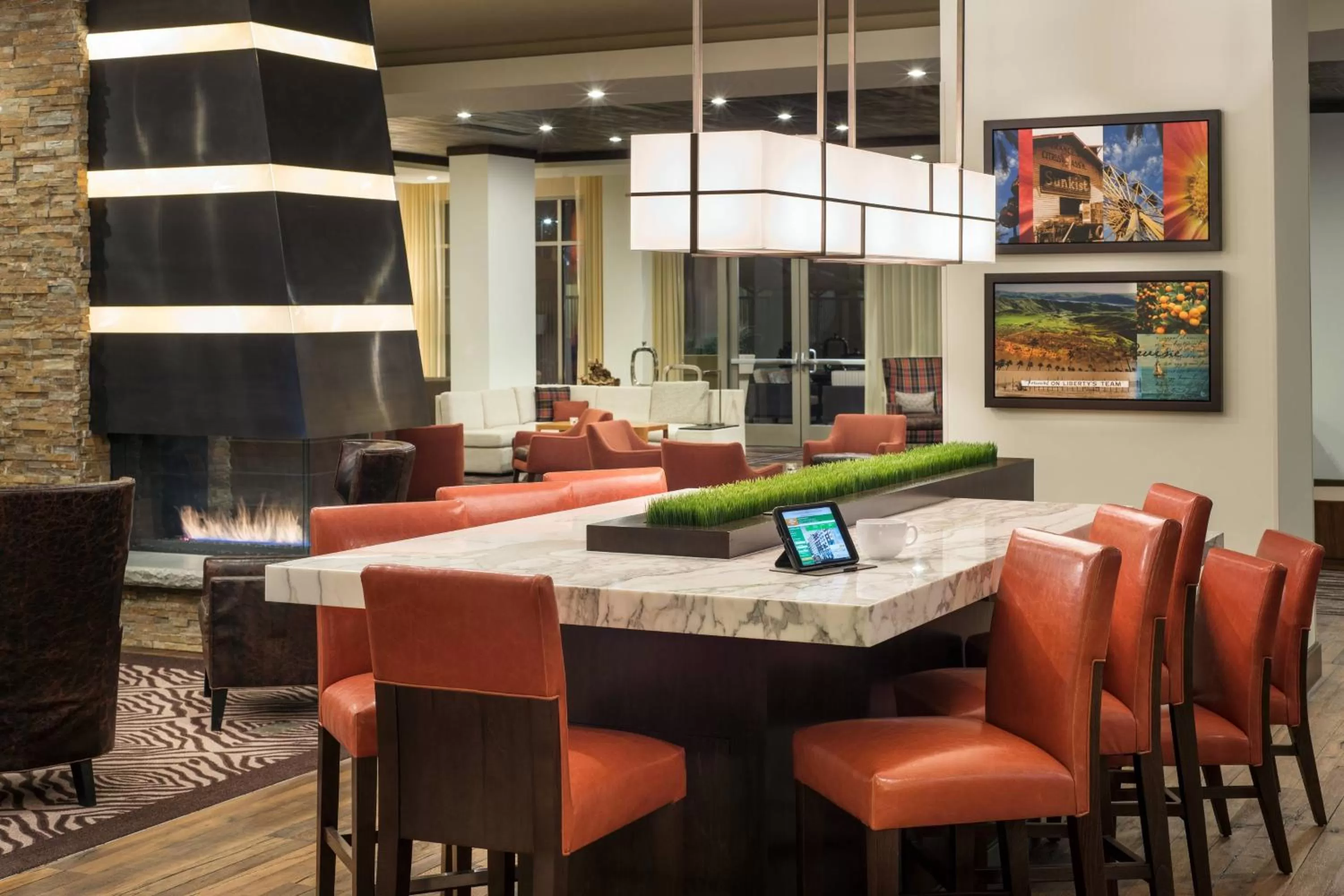 Restaurant/places to eat in Courtyard by Marriott Irvine Spectrum