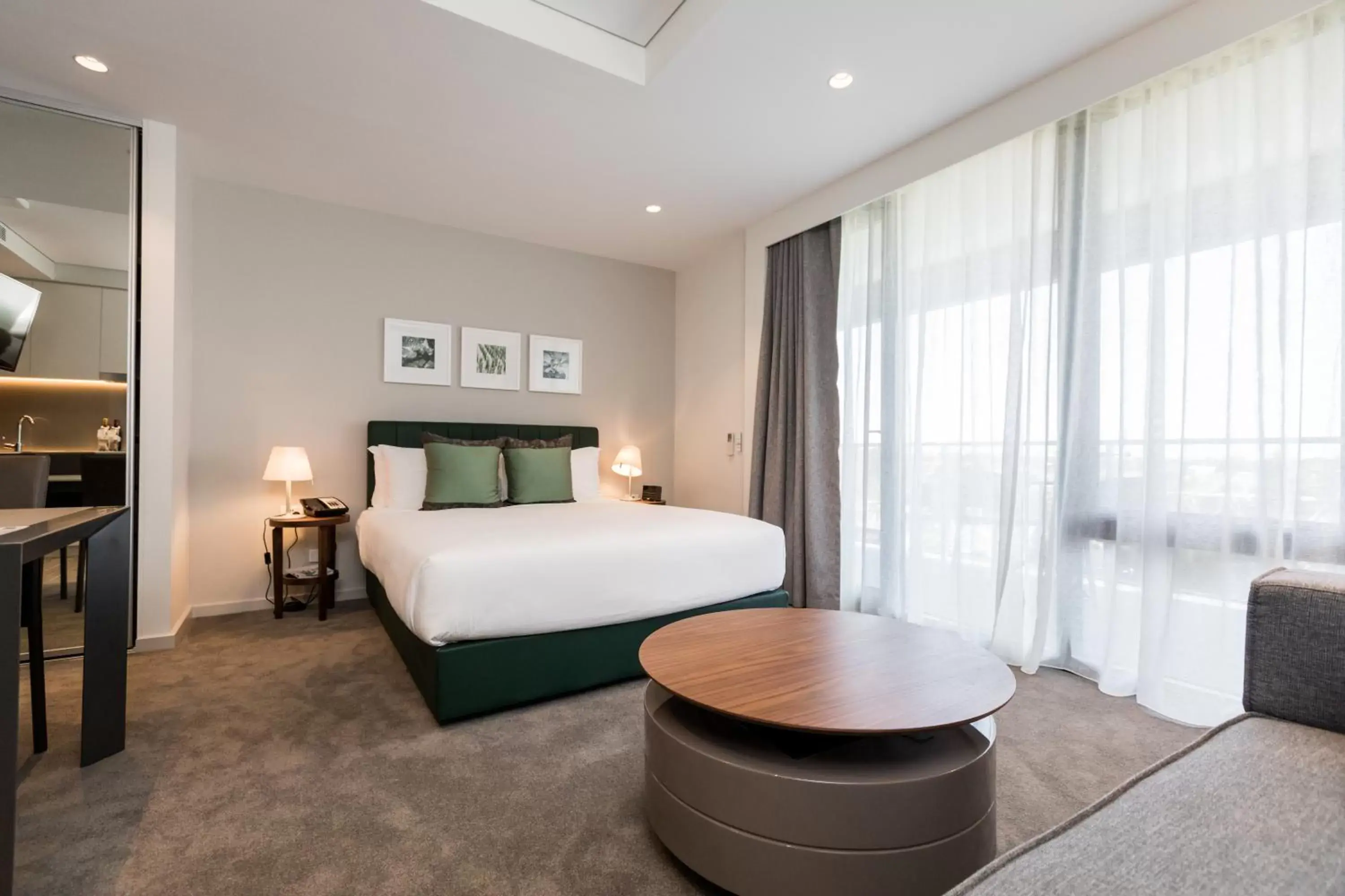 Studio Suite with Airport Facing in The Branksome Hotel & Residences Studio Suite with Airport Facing in The Branksome Hotel & Residences