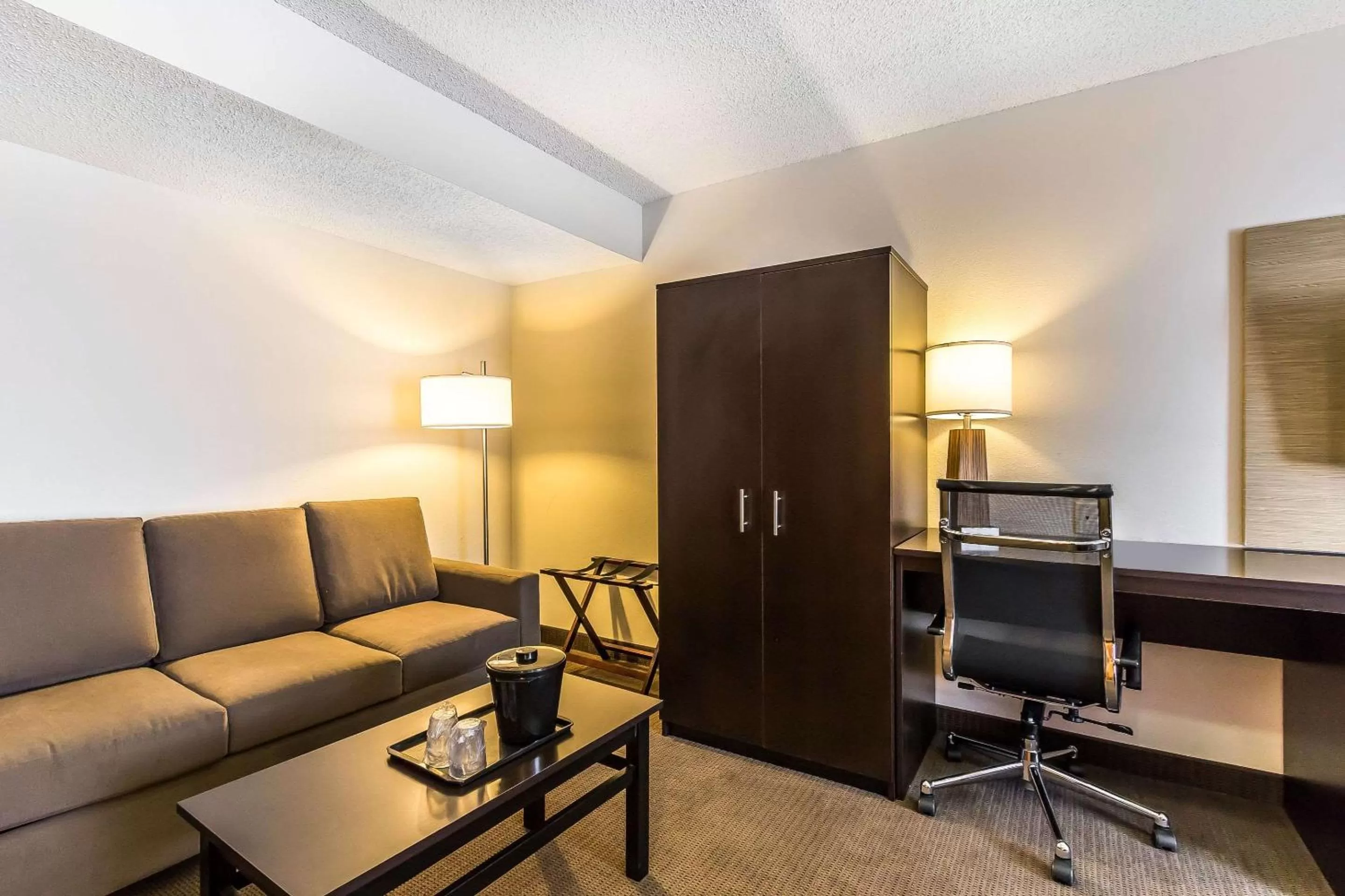 Photo of the whole room in Sleep Inn Springfield South I60 near Medical District