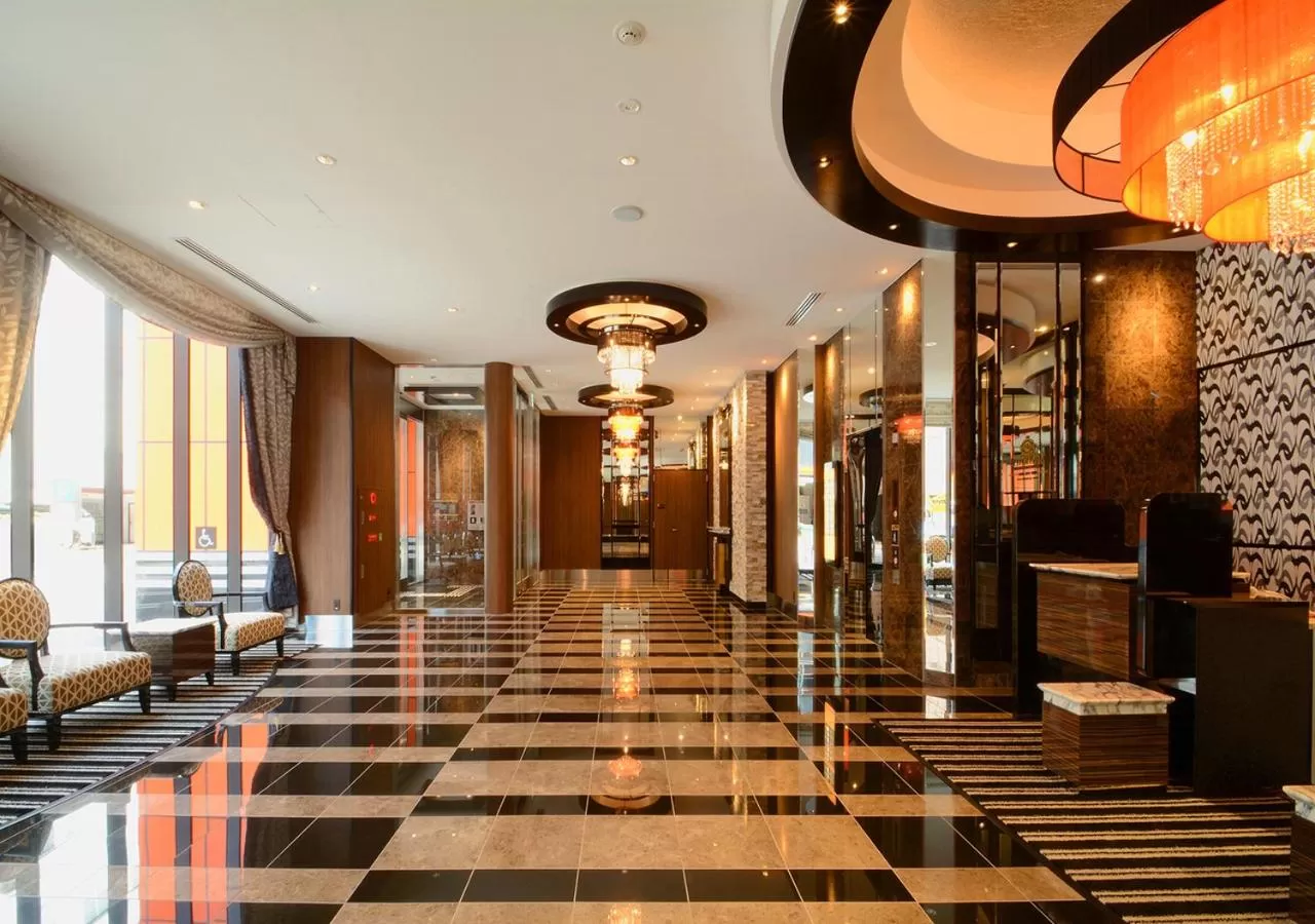 Lobby or reception in APA Hotel Kagoshima Tenmonkan