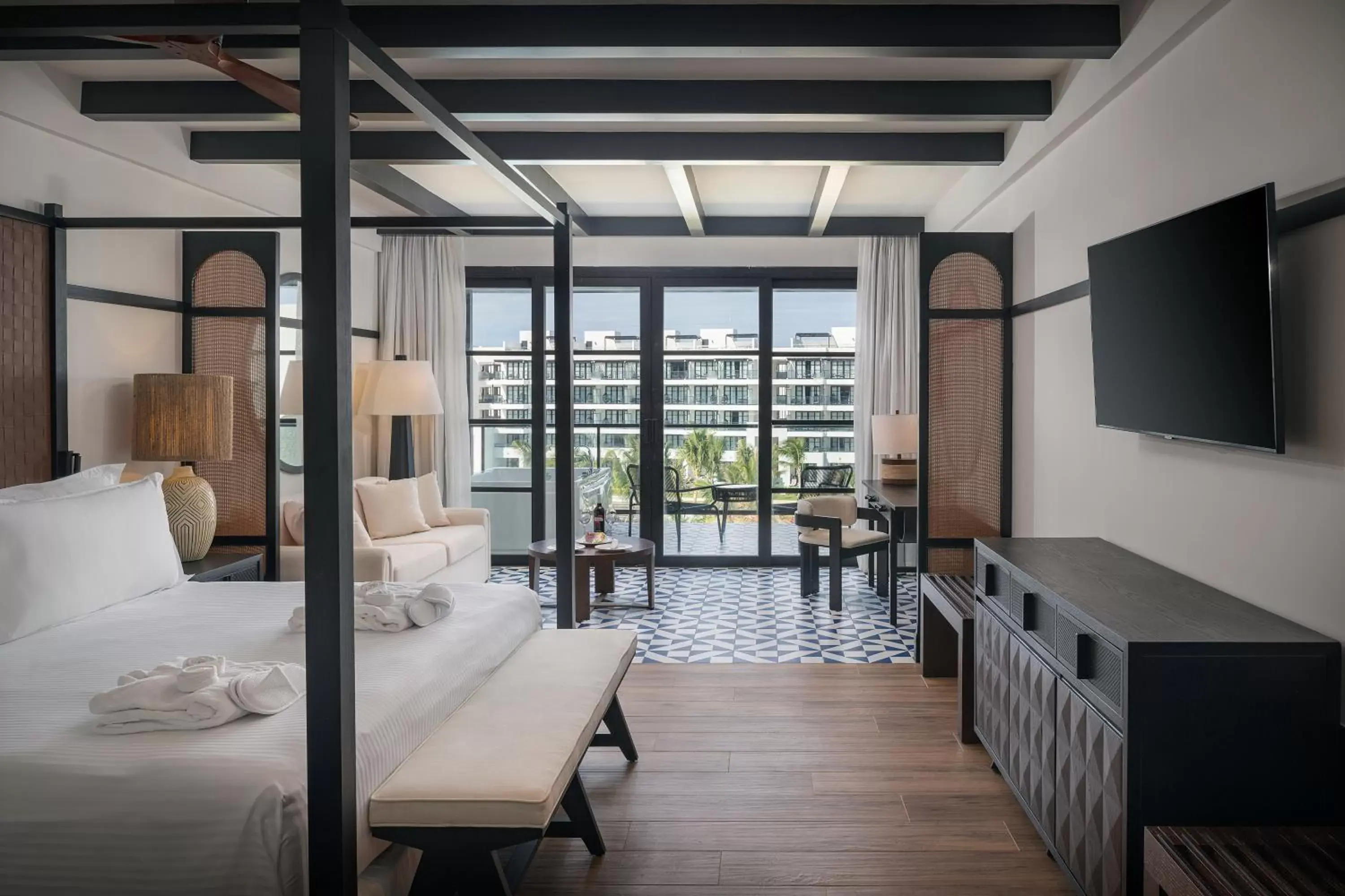 Privilege Junior Suite - single occupancy in Ocean Eden Bay - Adults Only - All Inclusive Privilege Junior Suite - single occupancy in Ocean Eden Bay - Adults Only - All Inclusive