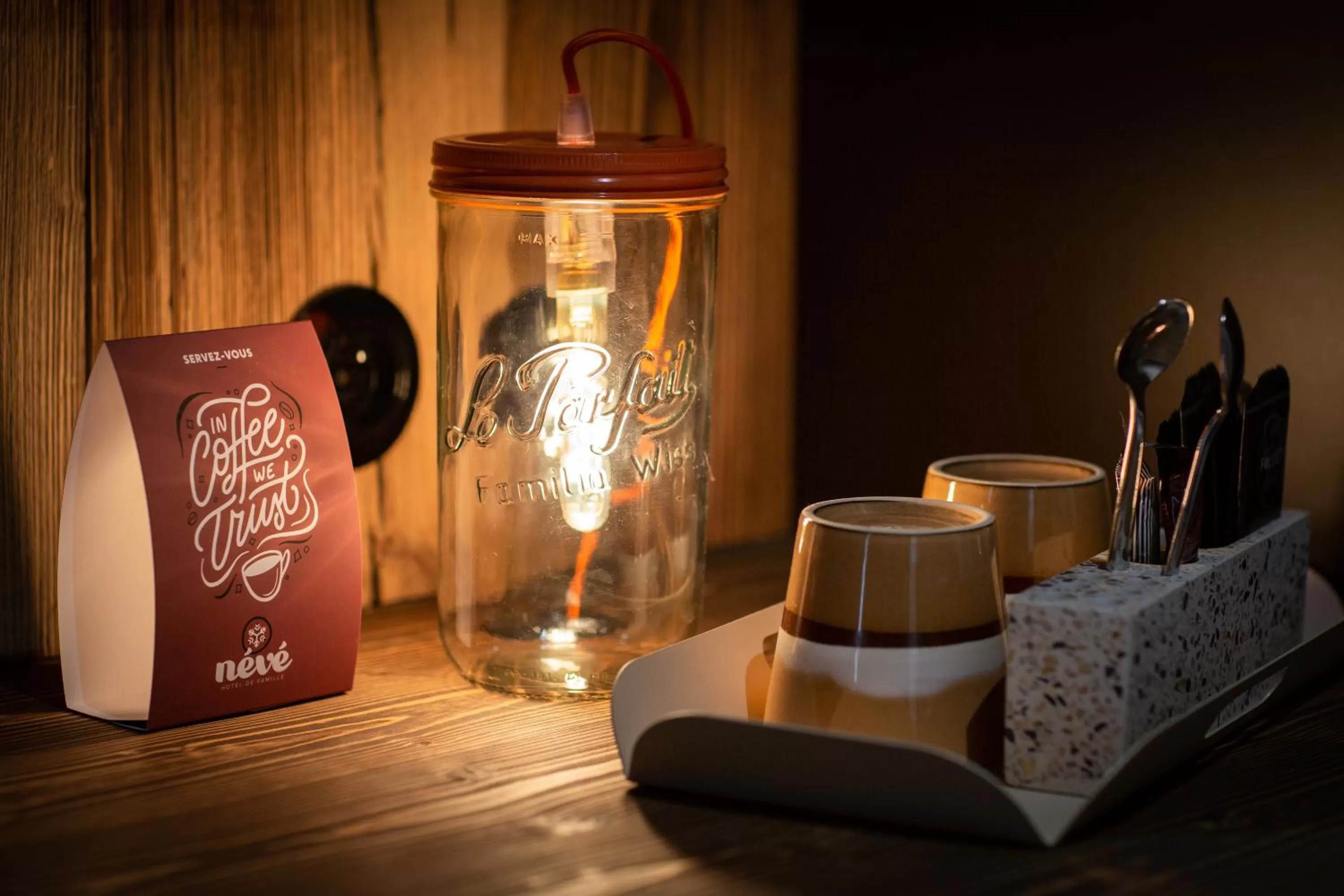 Decorative detail in Hôtel Névé