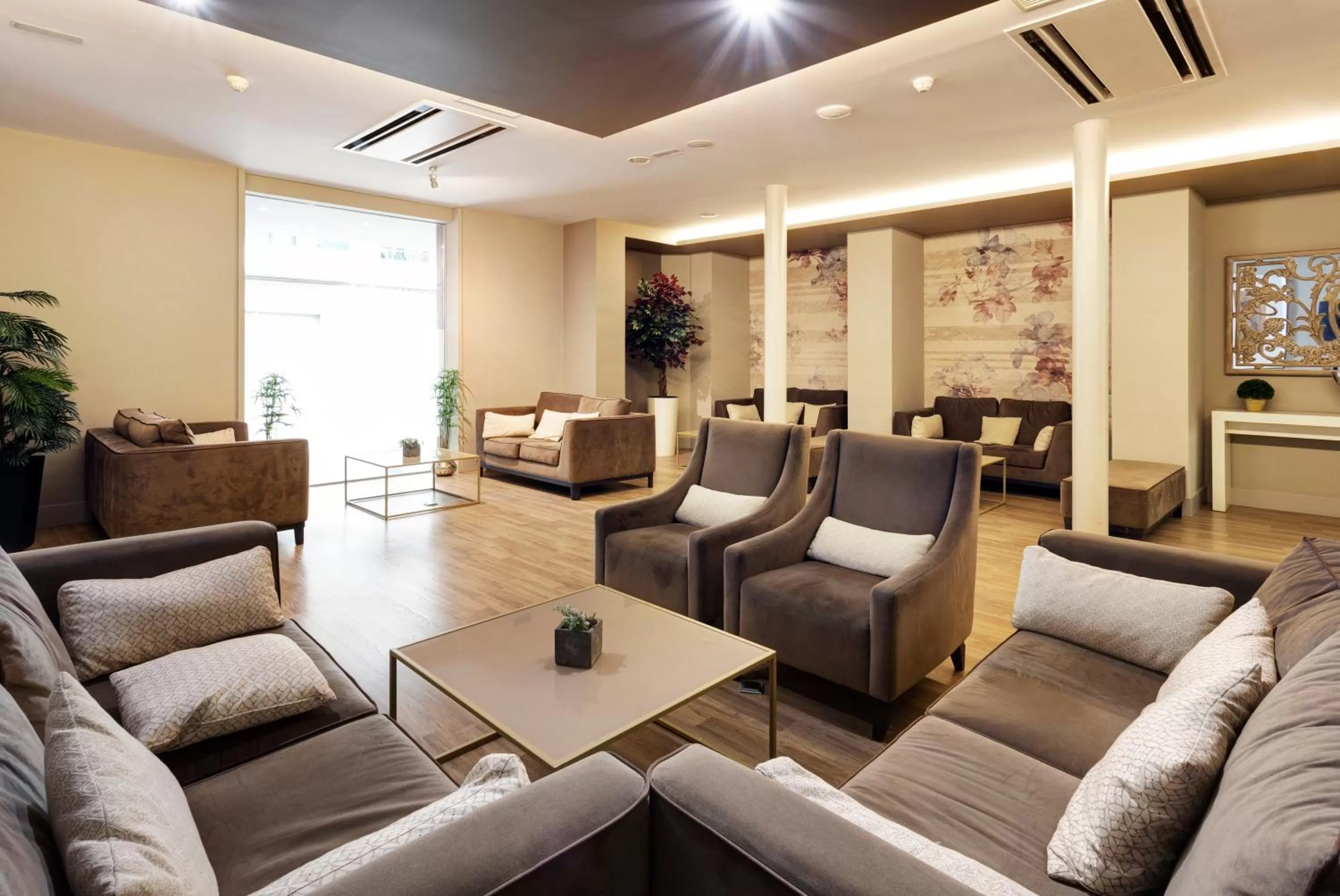 Living room in Hotel Sercotel Tudela Bardenas