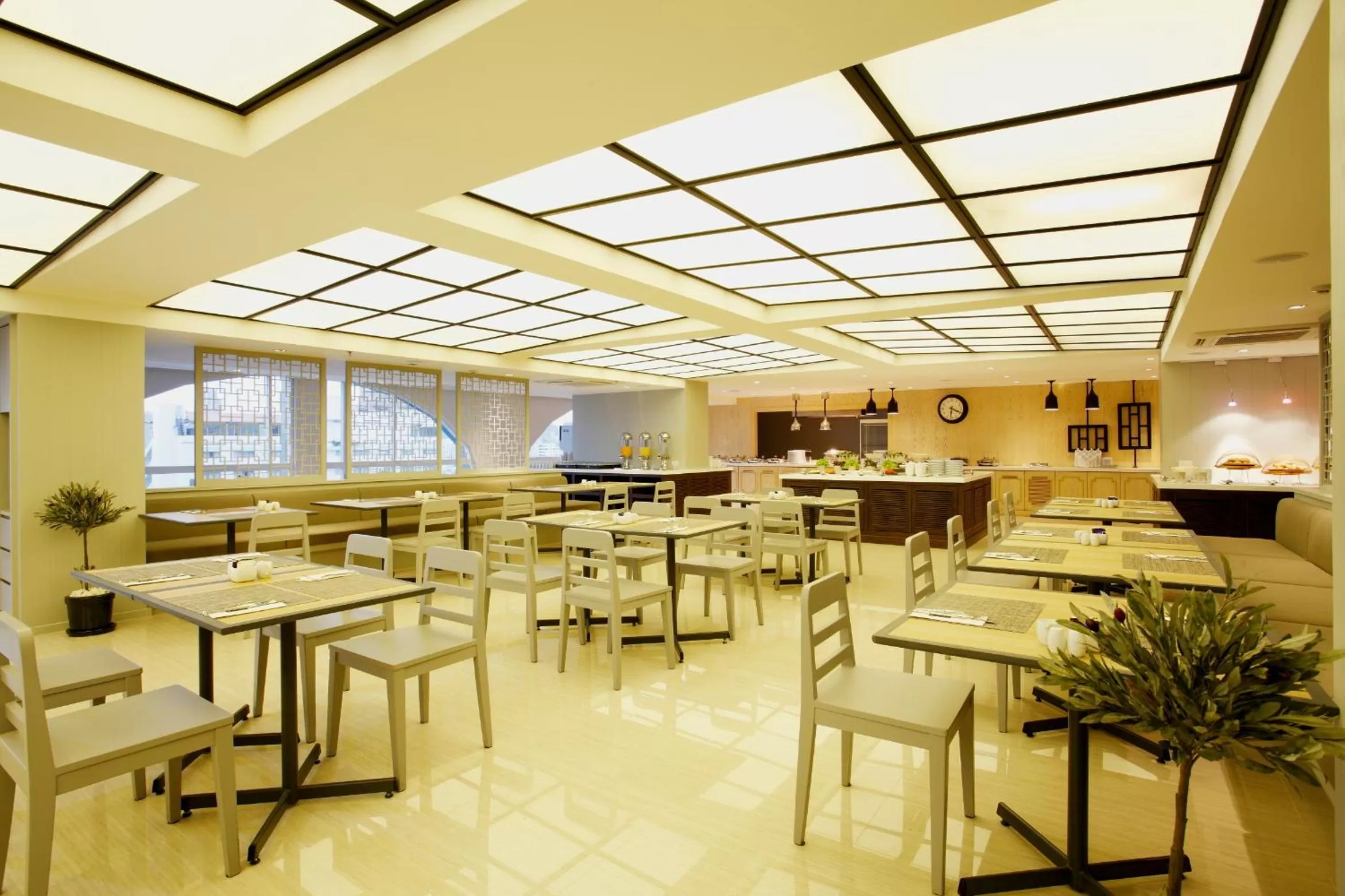 Restaurant/places to eat in The Quarter Hualamphong by UHG