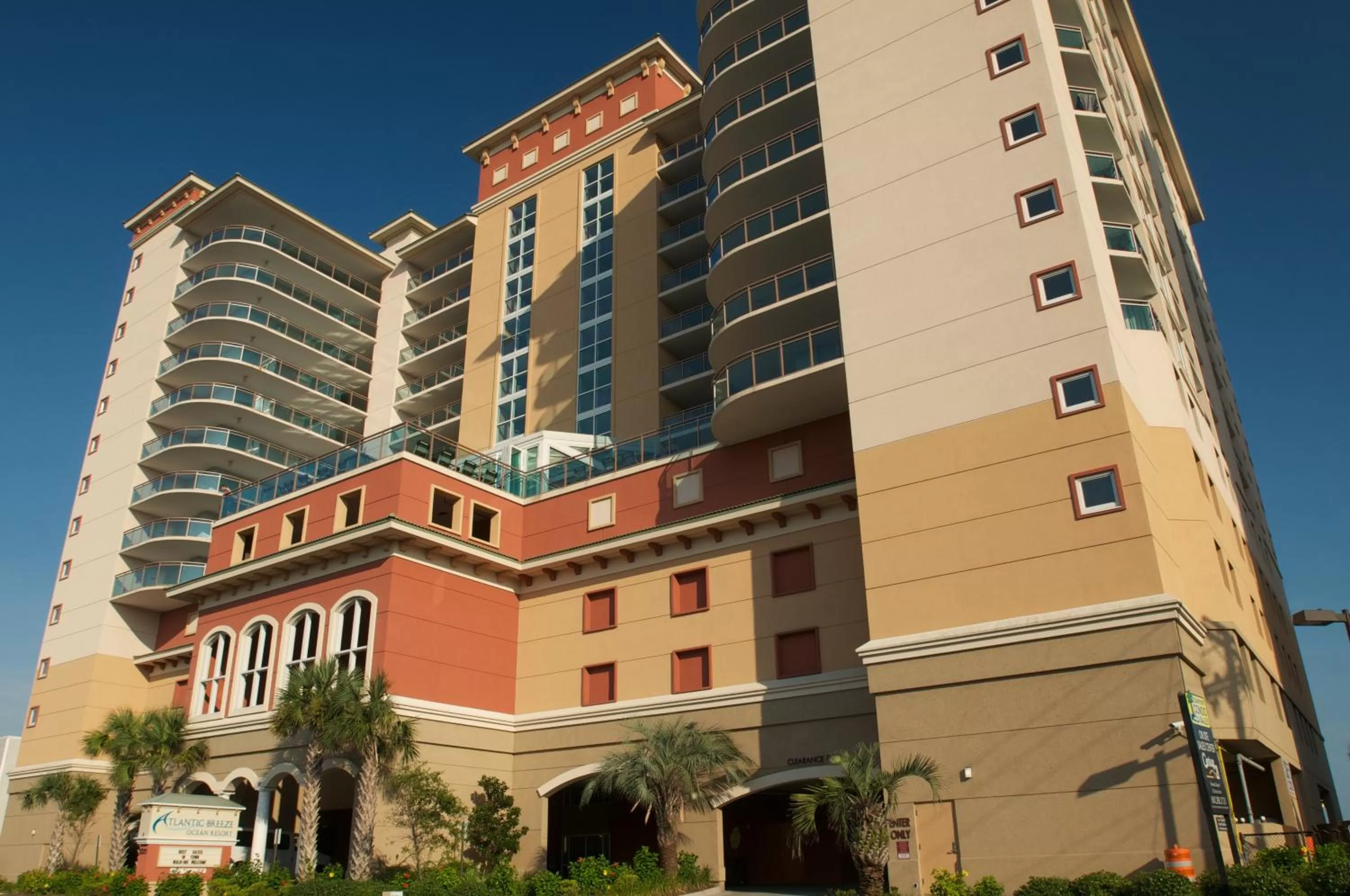 Facade/entrance, Property Building in Bahama Sands Luxury Condominiums