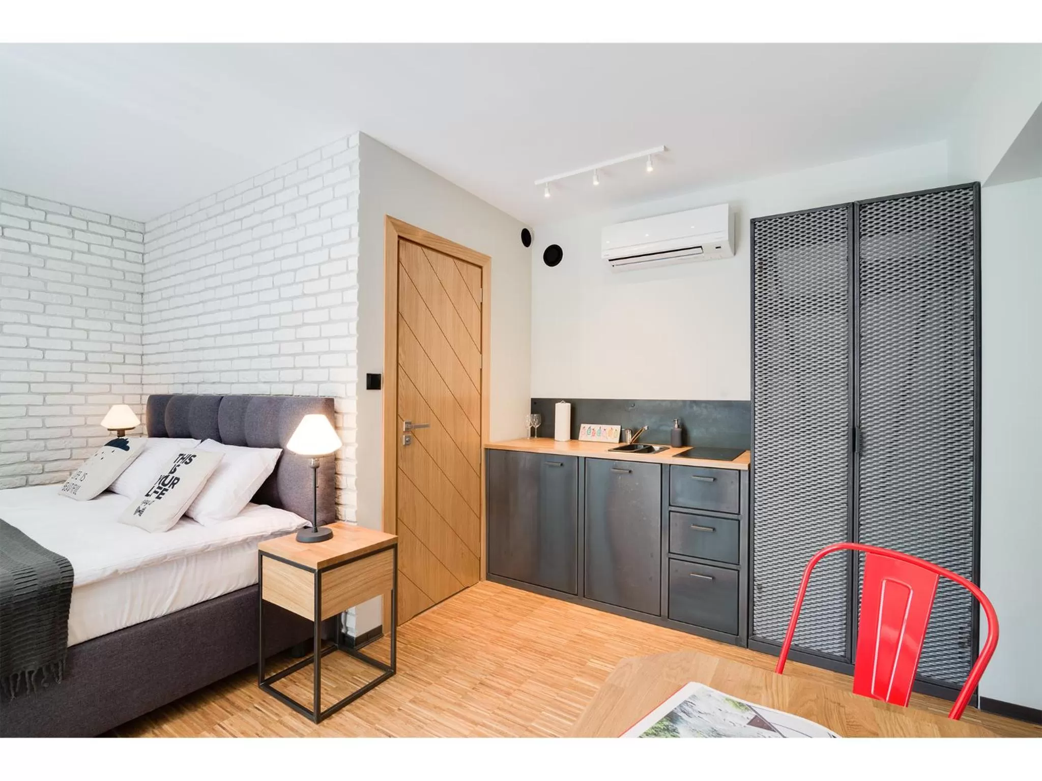 Photo of the whole room in Well Well Aparthotel