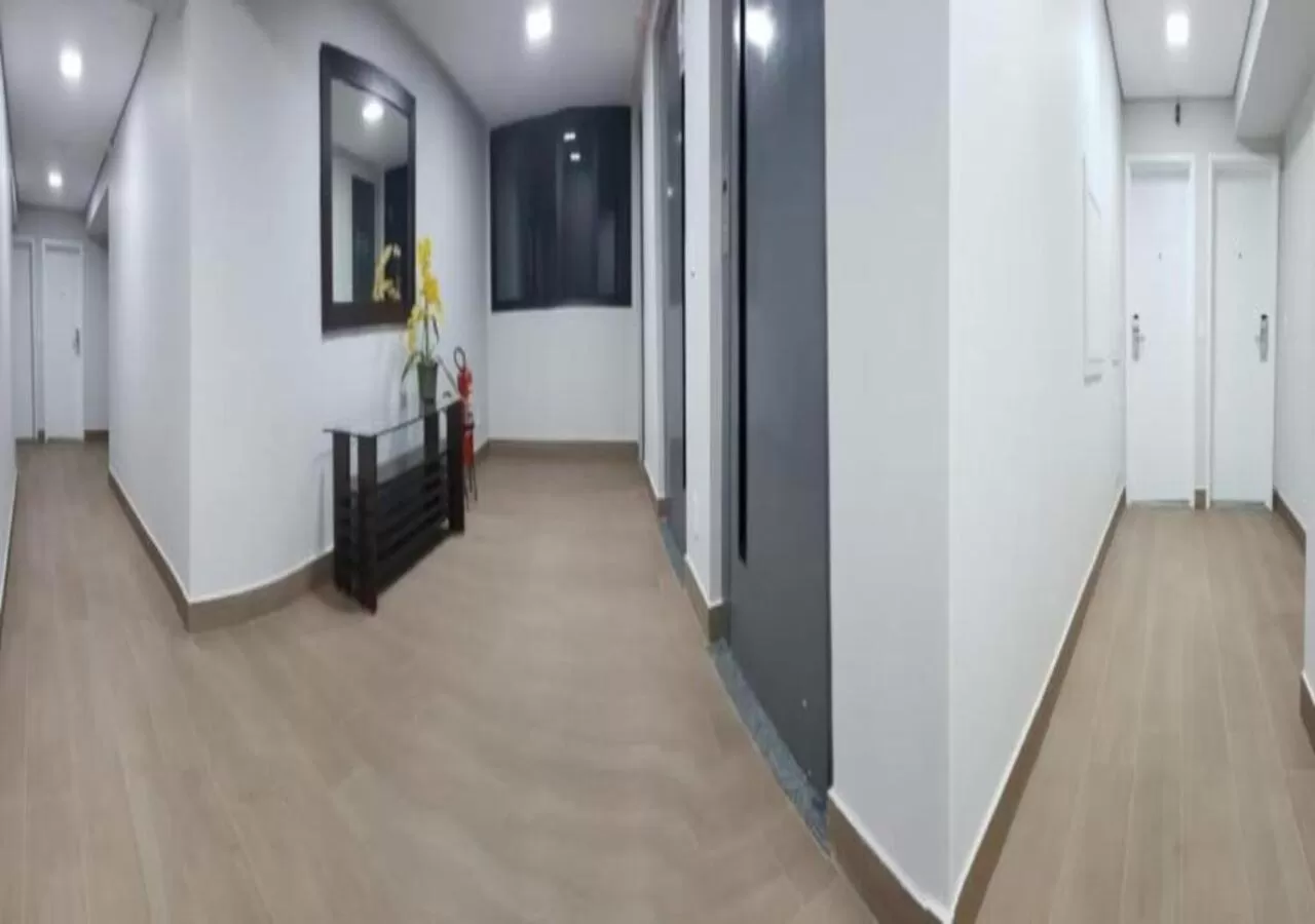 wardrobe in Vivendas Rio Claro by Atlantica