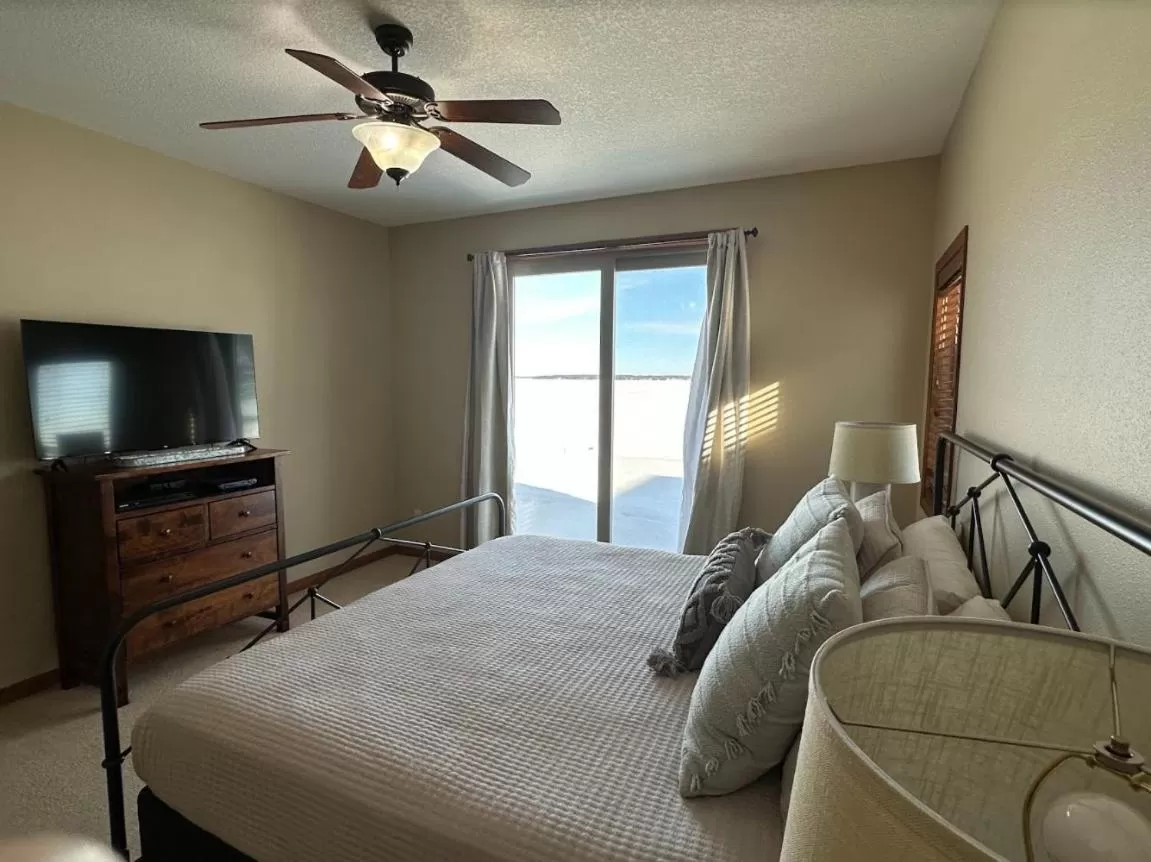 Bed in Quarterdeck Resort