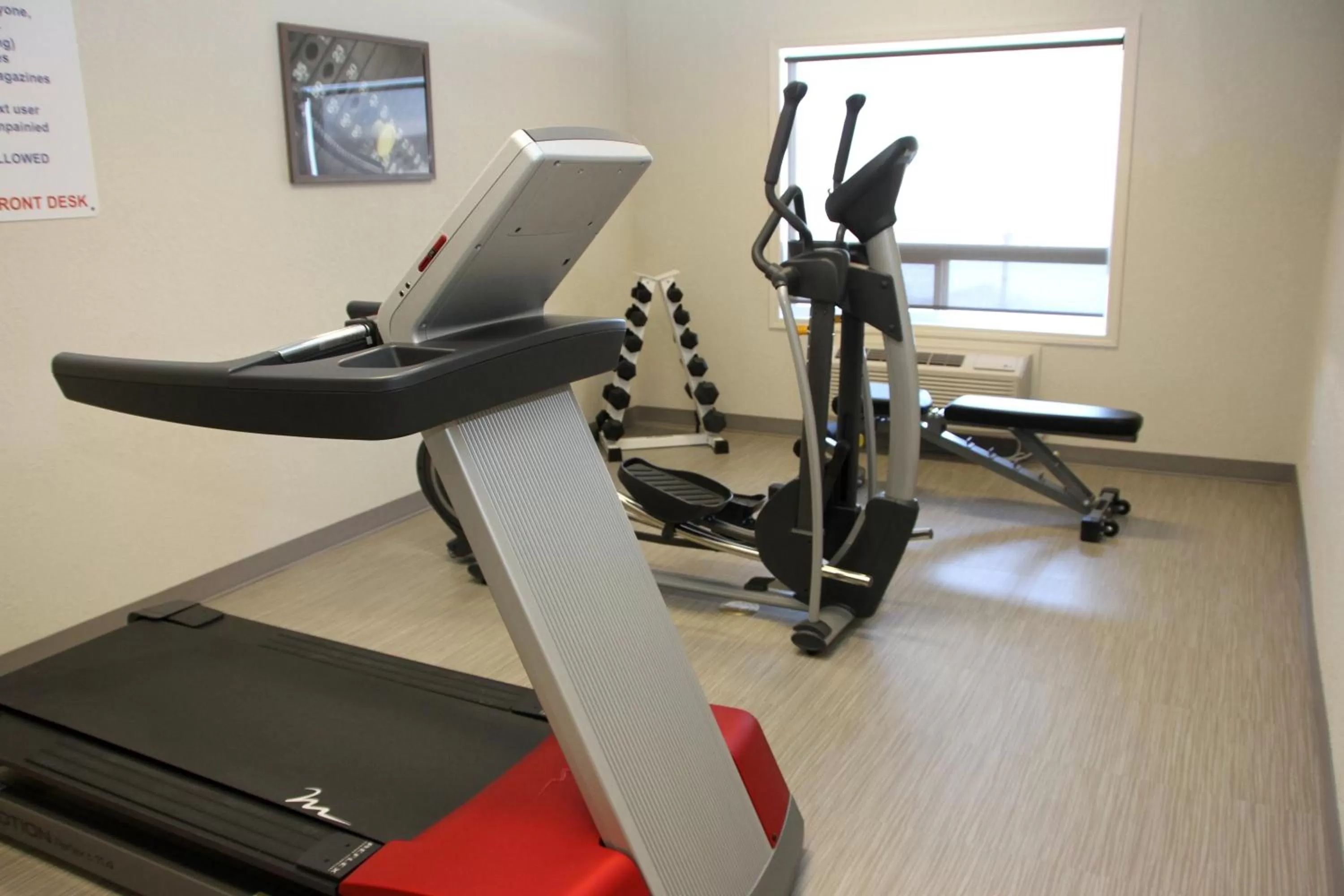 Fitness centre/facilities in Days Inn & Suites by Wyndham Yorkton
