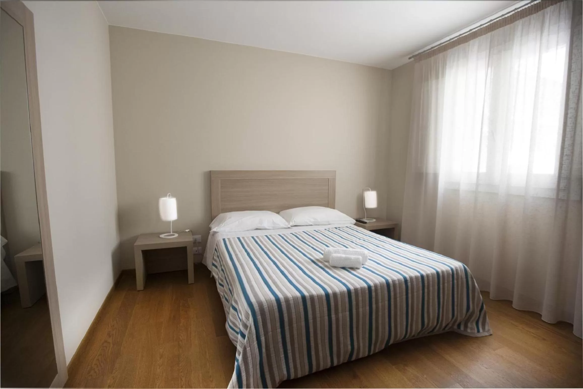 Bed in Central Gallery Rooms- Palazzo D'Ali' Staiti XIX