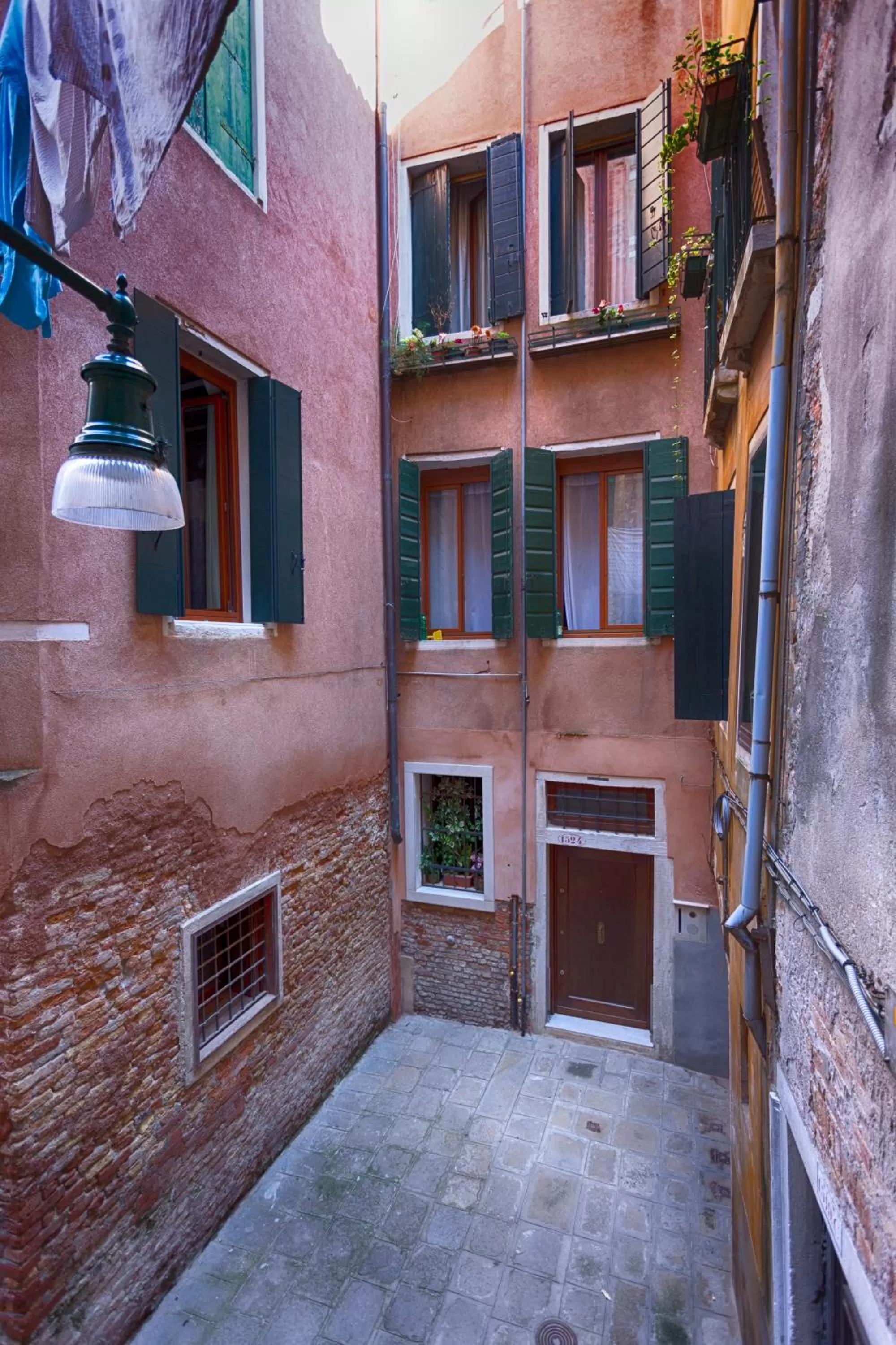 Two-Bedroom Apartment - San Polo 1519 B in Hotel Guerrato