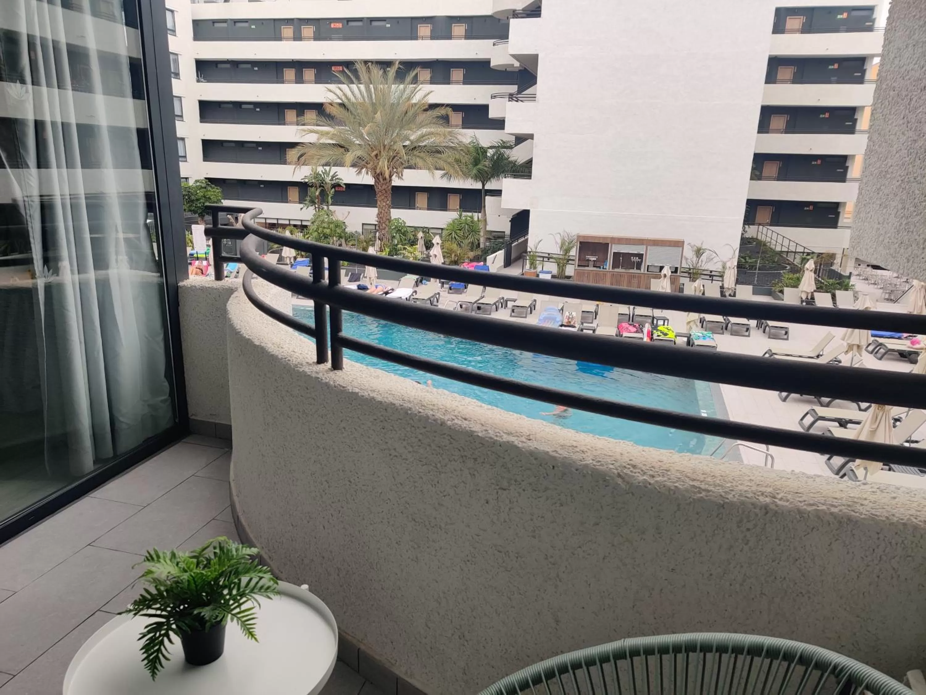 Balcony/Terrace in Luxury Apartment with pool view