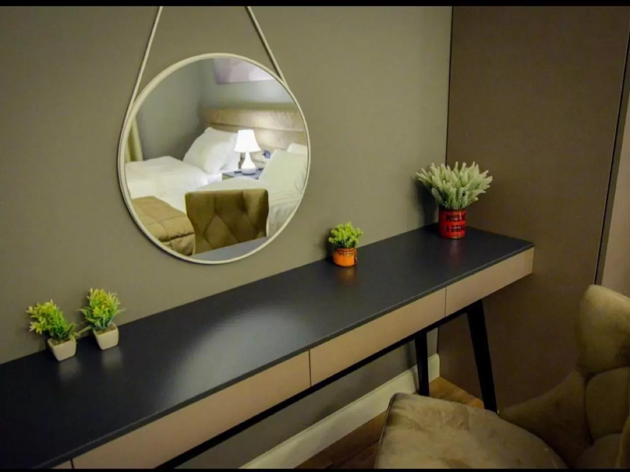 TV/Entertainment Center in Hotel Vila Tirana