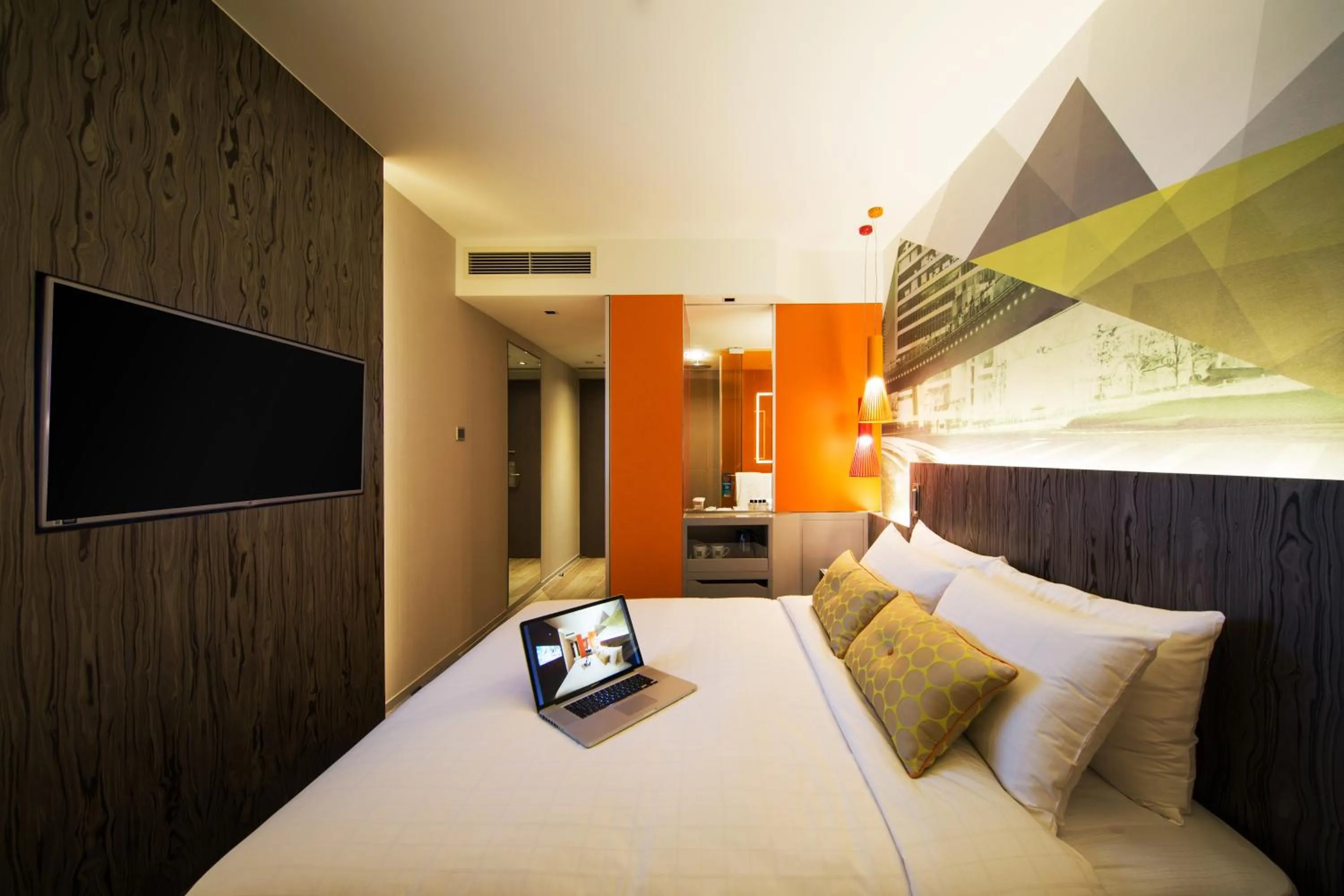 Bedroom, Bed in Ibis Styles Ambassador Seoul Gangnam