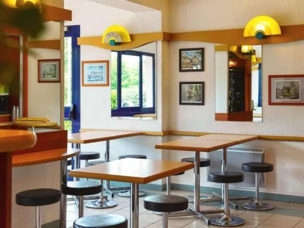 Property building in Ibis Budget Orléans Nord Saran