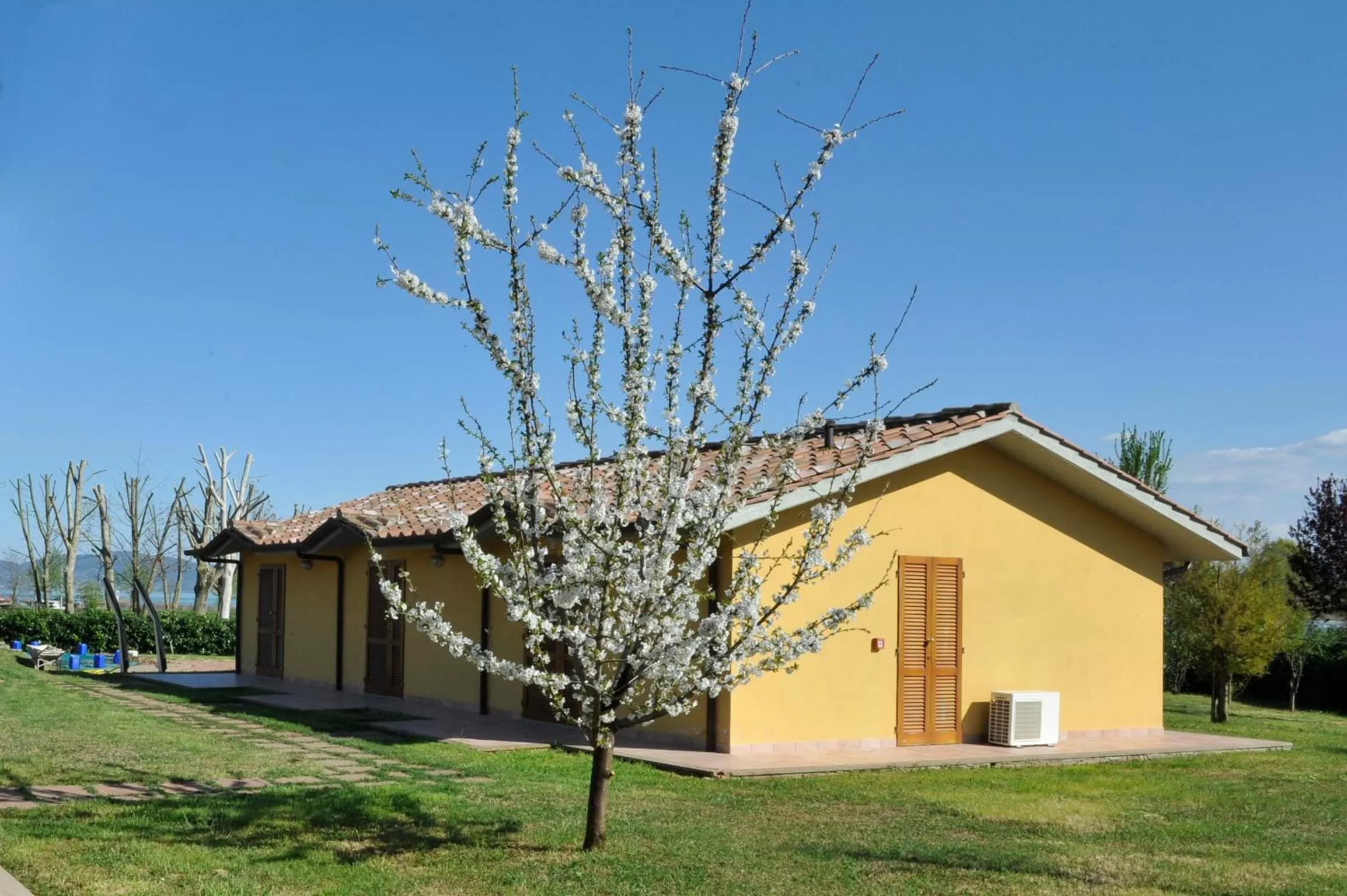 Property building in Le Macerine