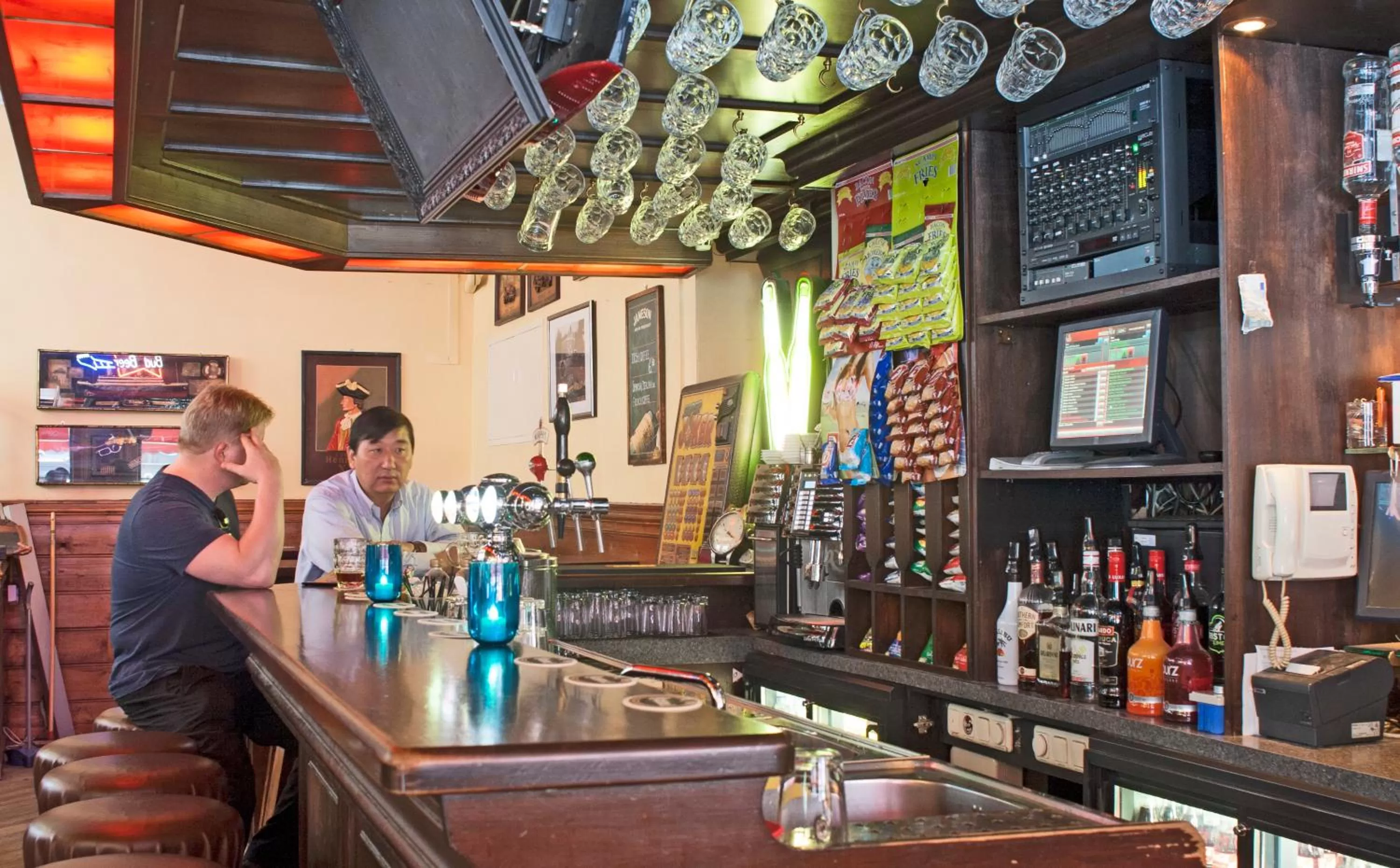 People in Hotel Torenzicht