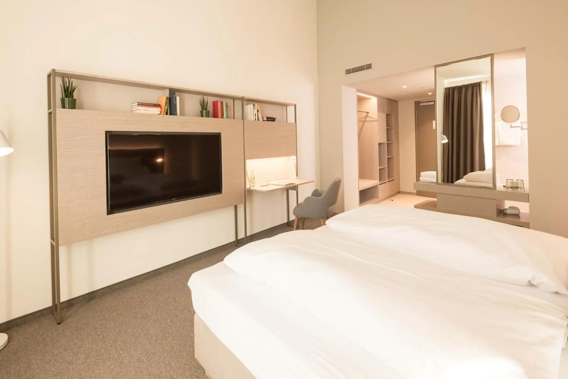 Bed in Das ACKER Hotel