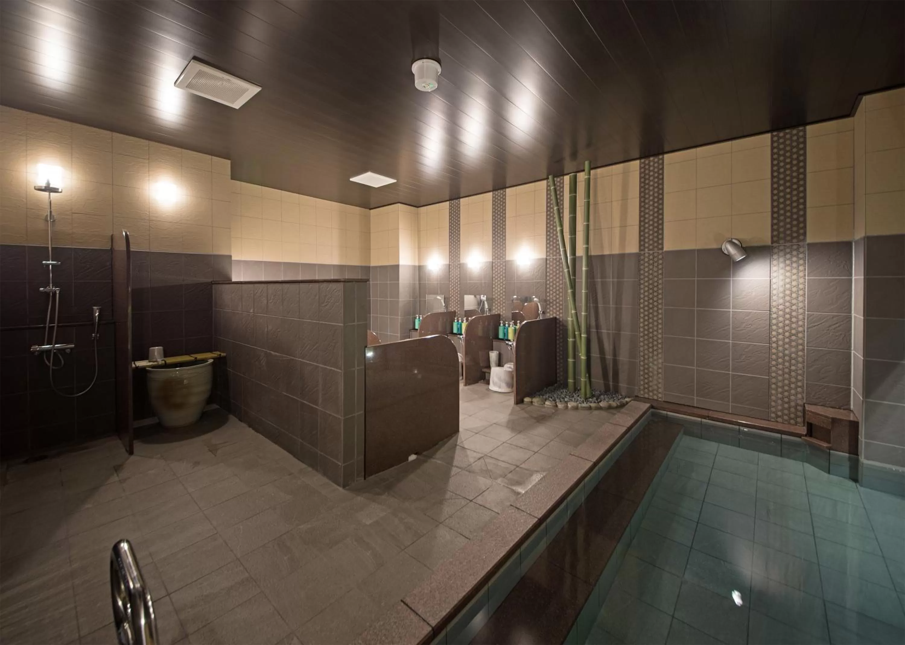 Public Bath in Hotel Route-Inn Hamada Ekimae