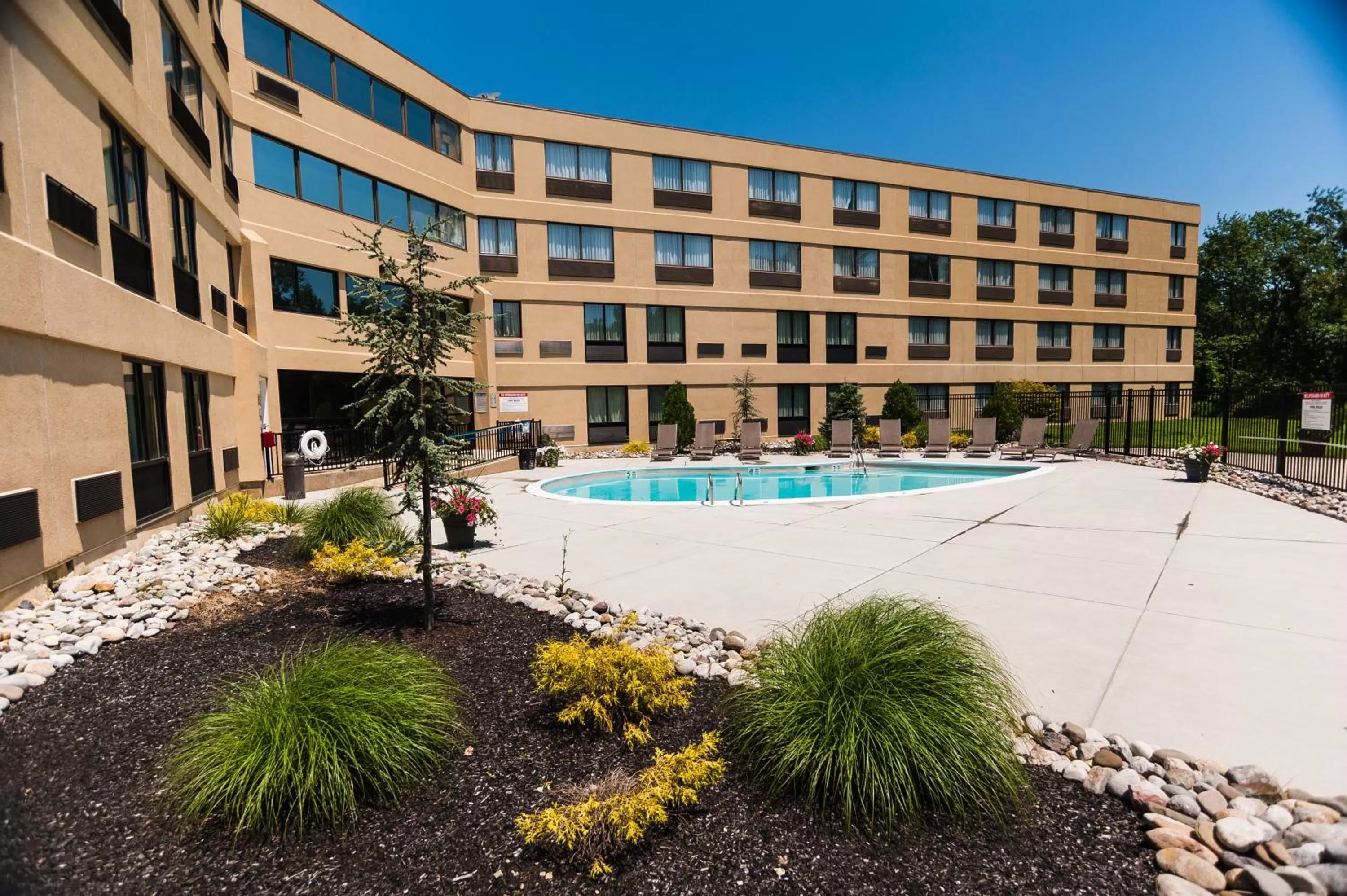 Swimming pool in Holiday Inn Philadelphia South-Swedesboro by IHG