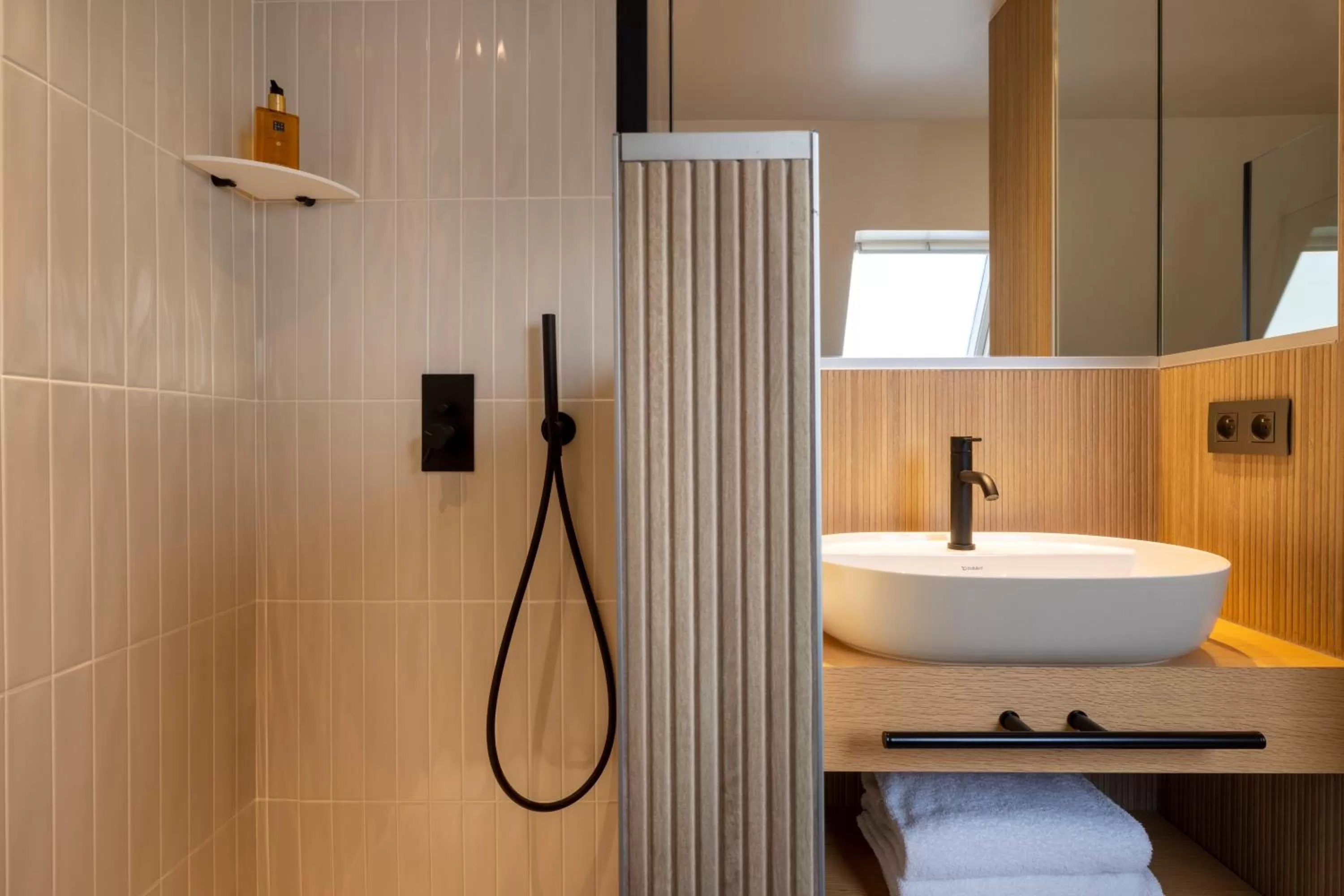 Bathroom in Hôtel Beige