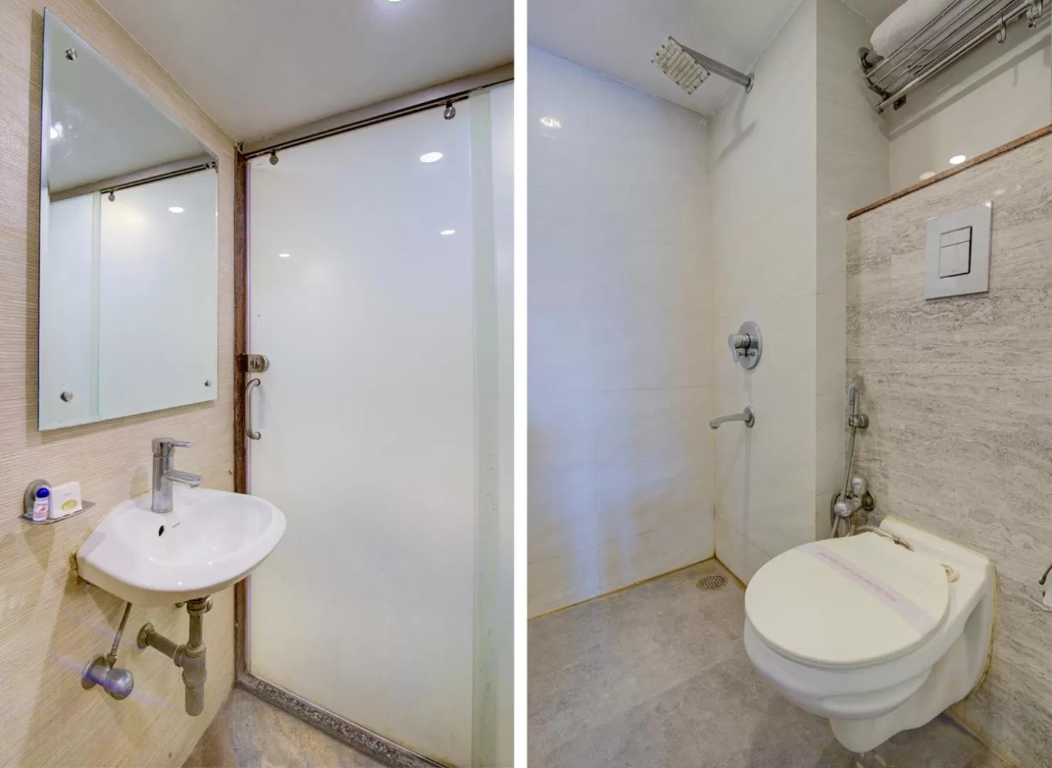 Bathroom in Hotel Kaushal Palace