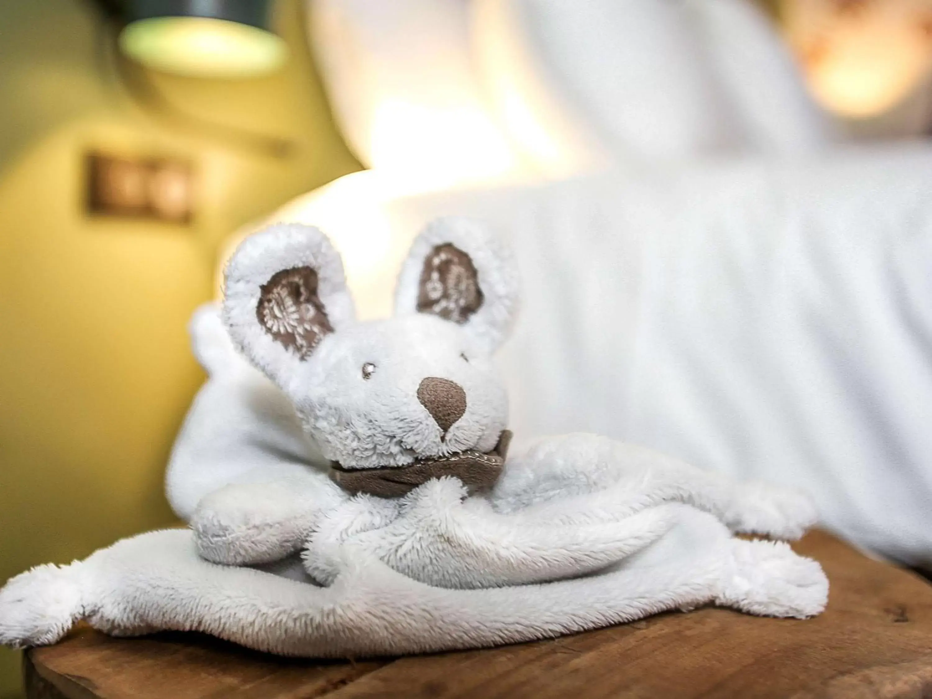 Standard Double Room with Sofa in Hotel Ibis styles Lisieux ex Mercure Standard Double Room with Sofa in Hotel Ibis styles Lisieux ex Mercure