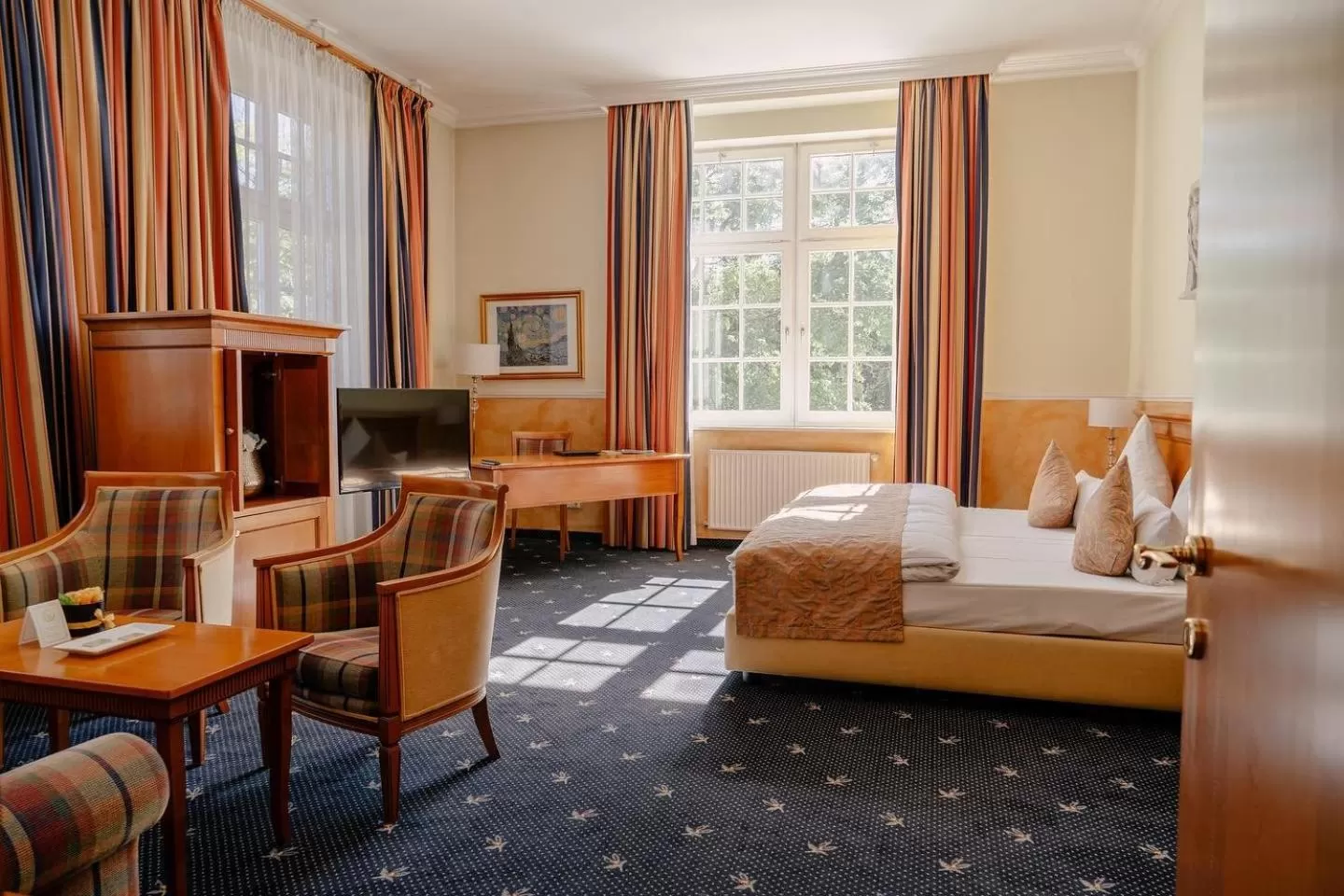 Staff, Bed in Schlosshotel Grünwald