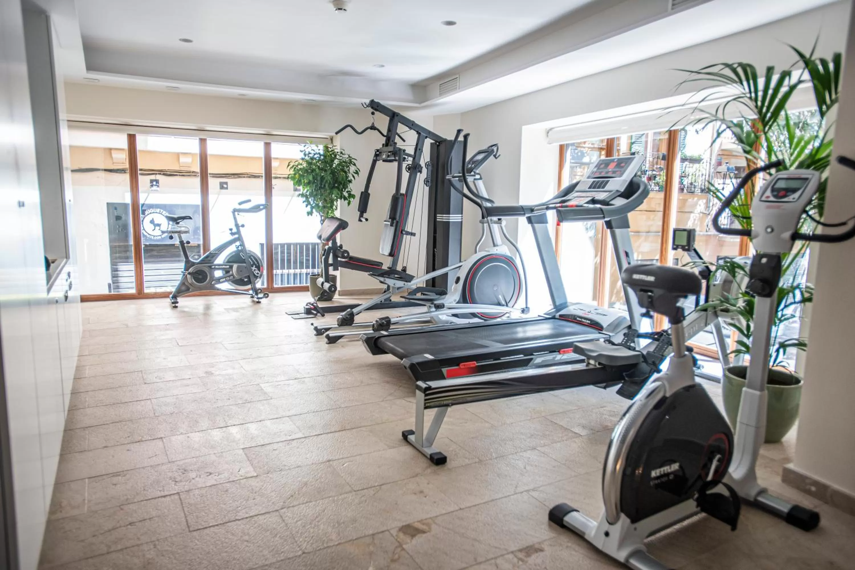 Fitness centre/facilities in Palma Suites