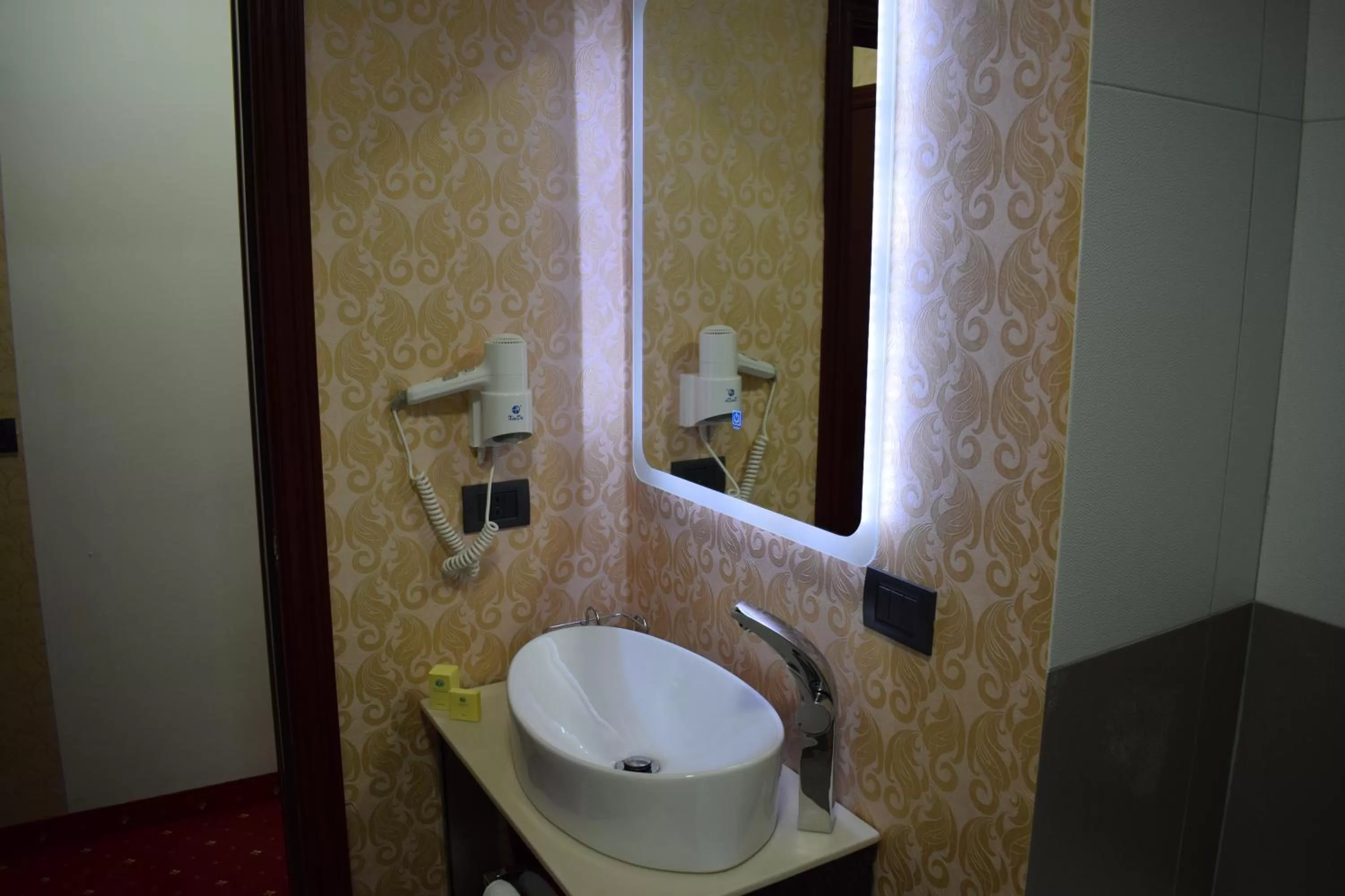 Bathroom in Petriti & Spa