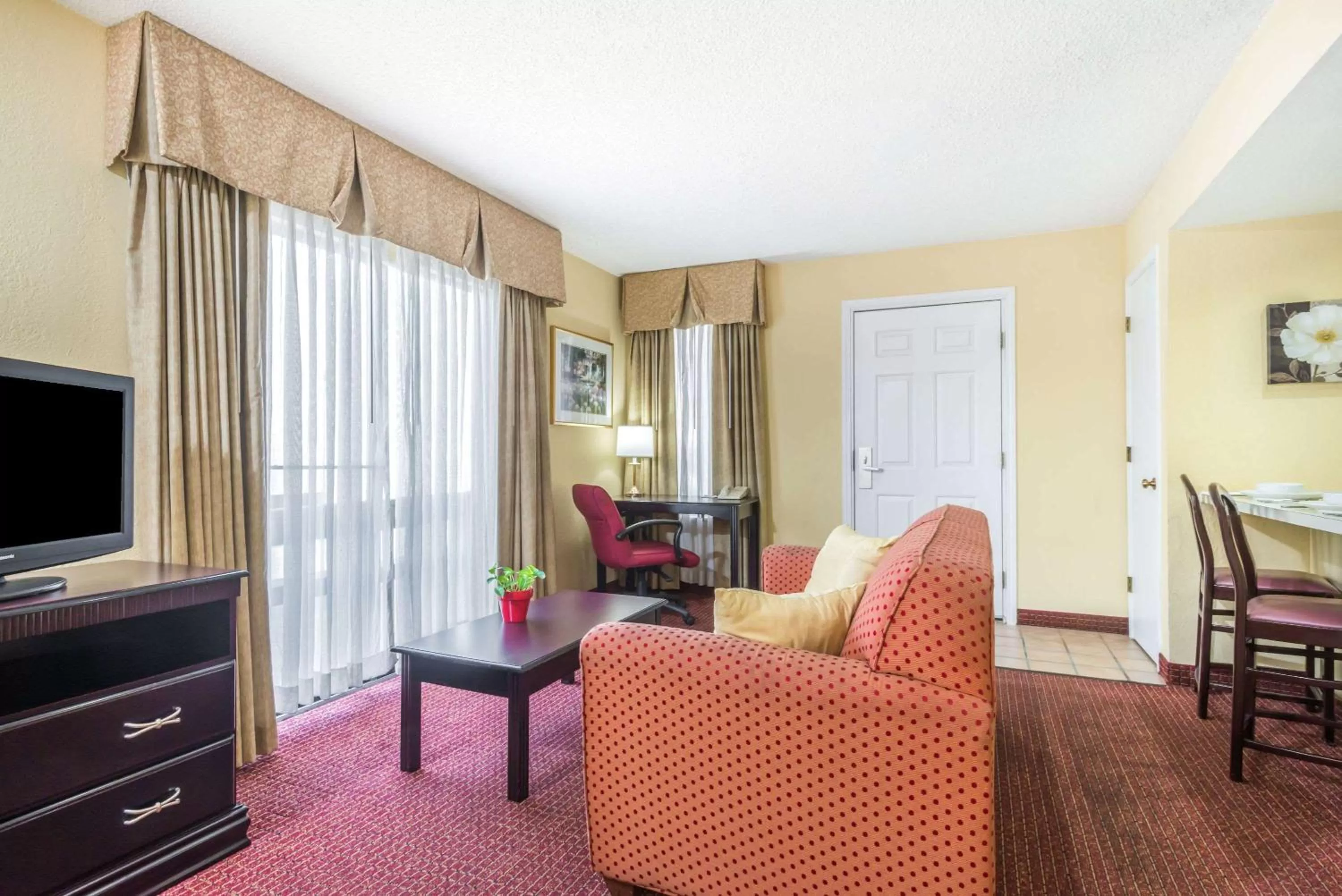 Photo of the whole room in Hawthorn Extended Stay by Wyndham Dayton