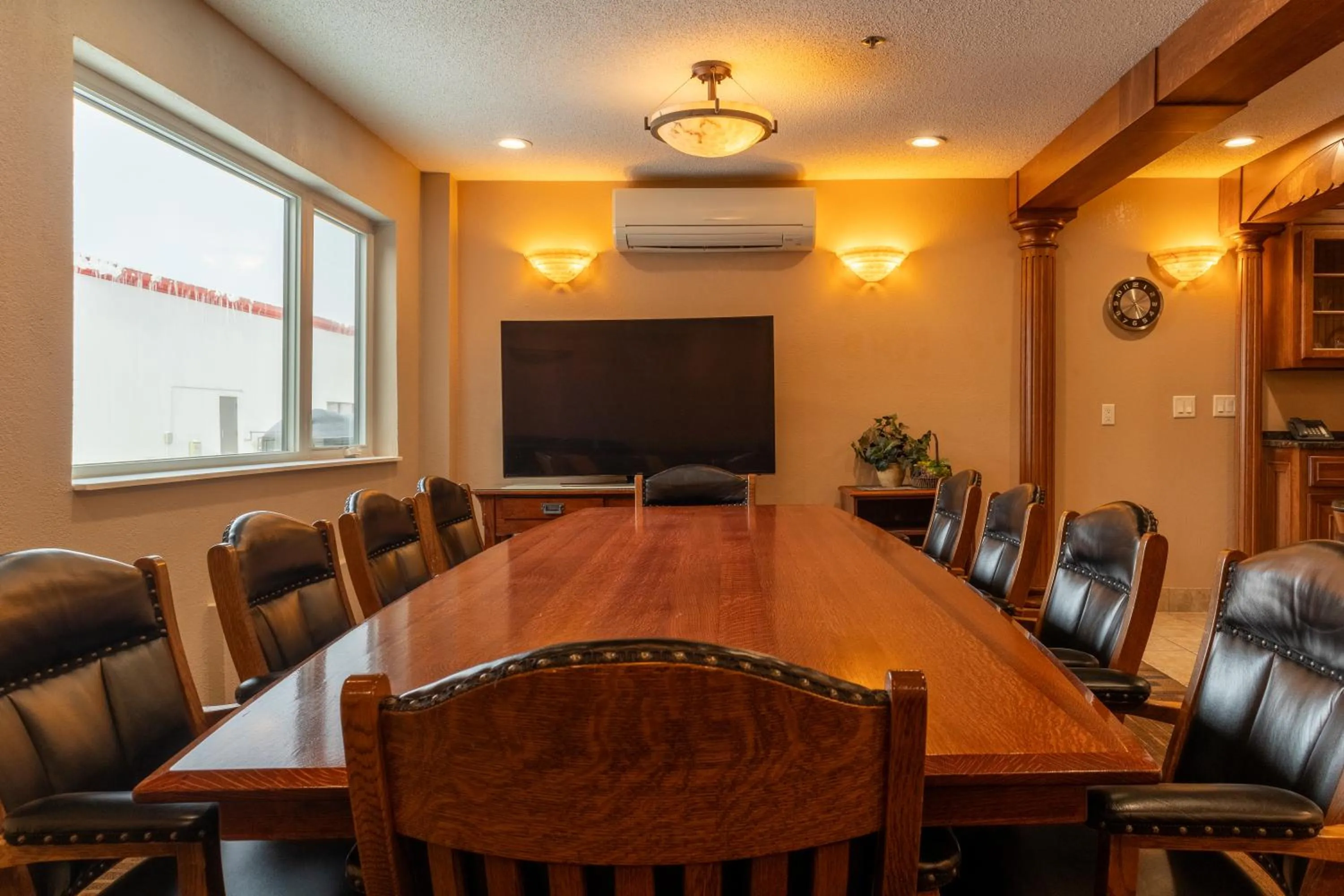 Meeting/conference room in Norland Inn & Suites Roseau