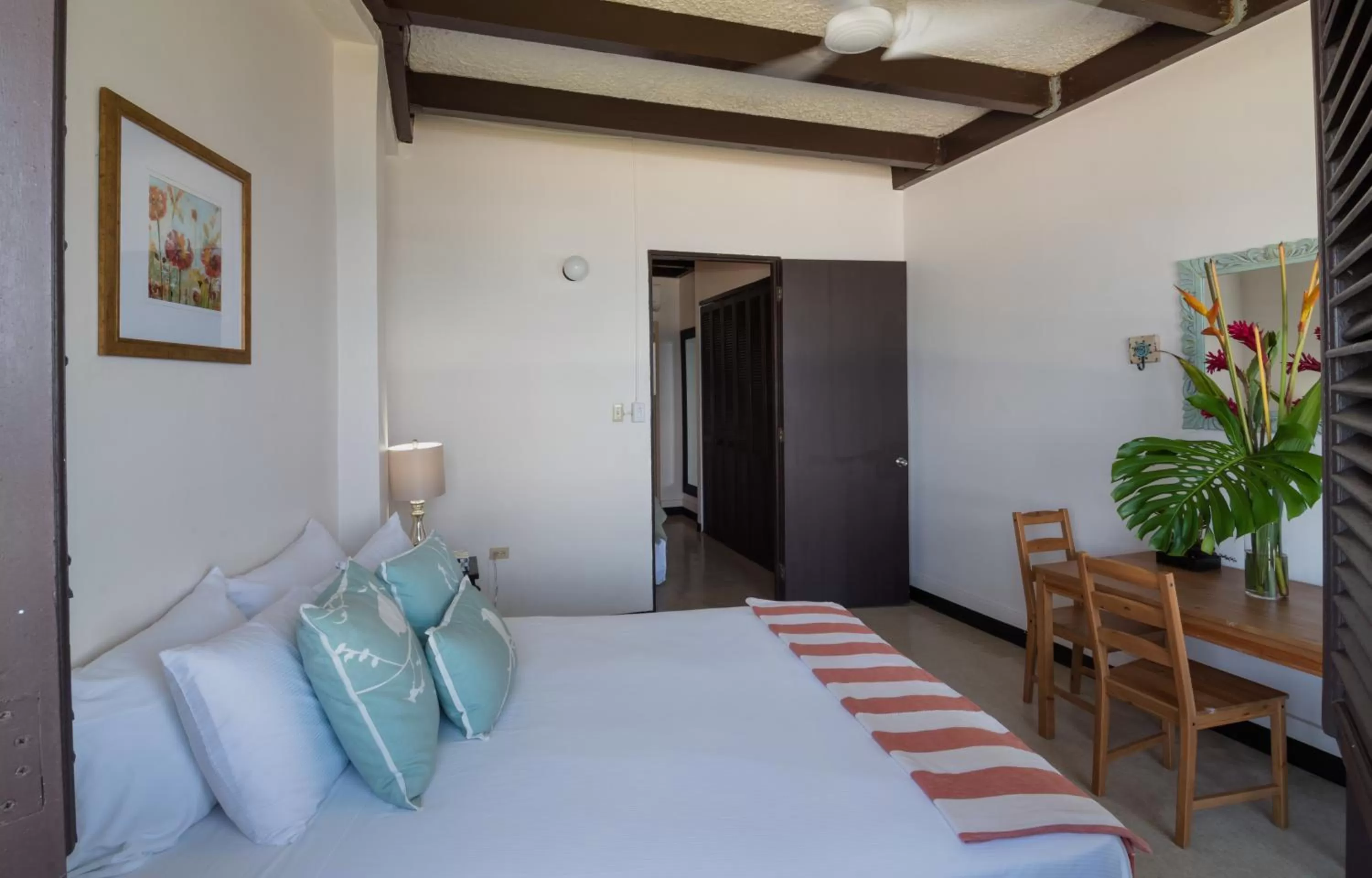 Photo of the whole room, Bed in La Capitana Old San Juan Building