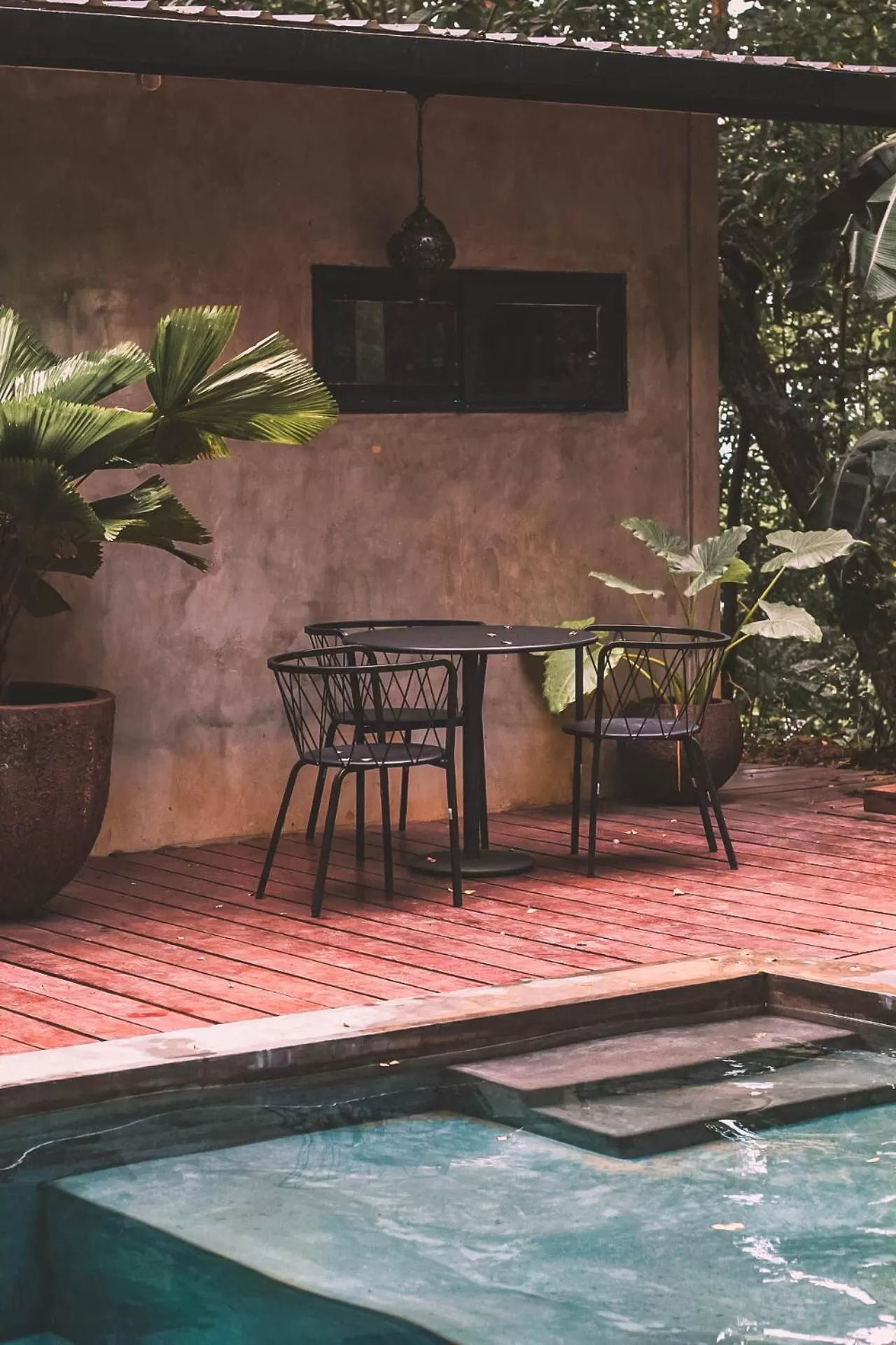 Dining area in Saboga Lodge