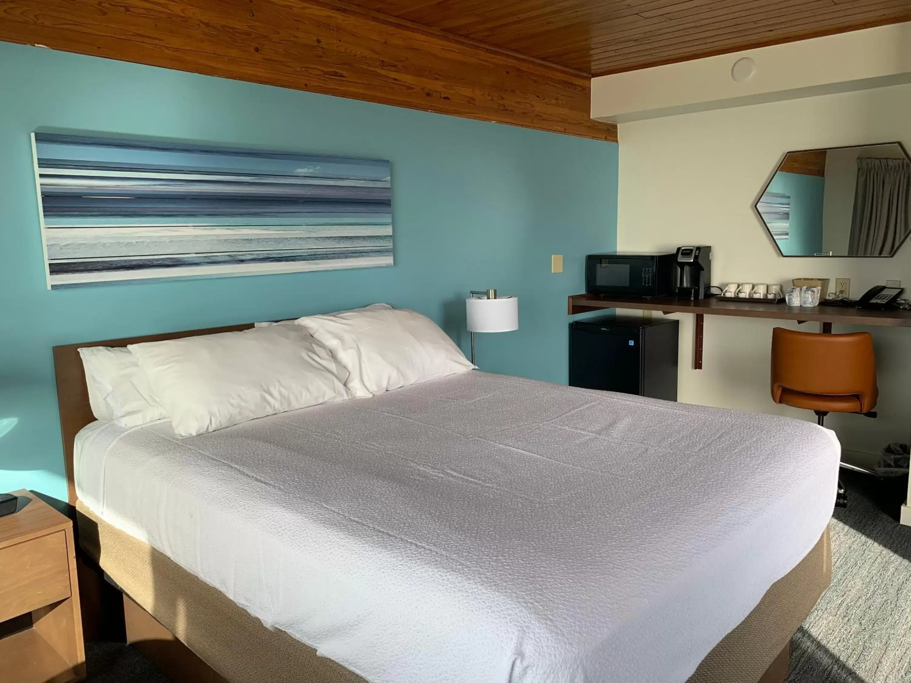 Ocean Front Junior Suite – Corner Room in The Ocean Front at Seaside Ocean Front Junior Suite – Corner Room in The Ocean Front at Seaside