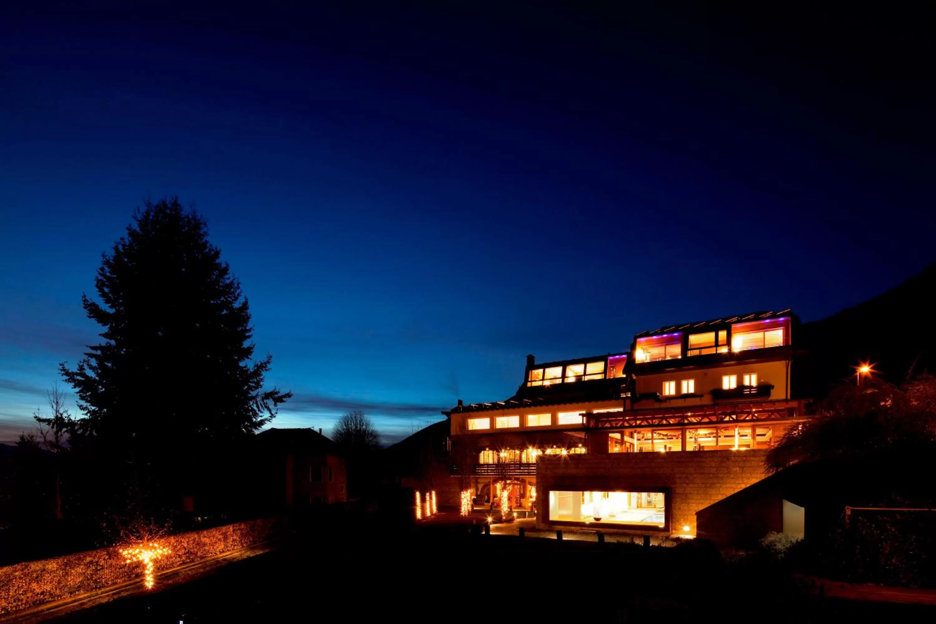 Property building in Hotel Milano Alpen Resort Meeting&Spa