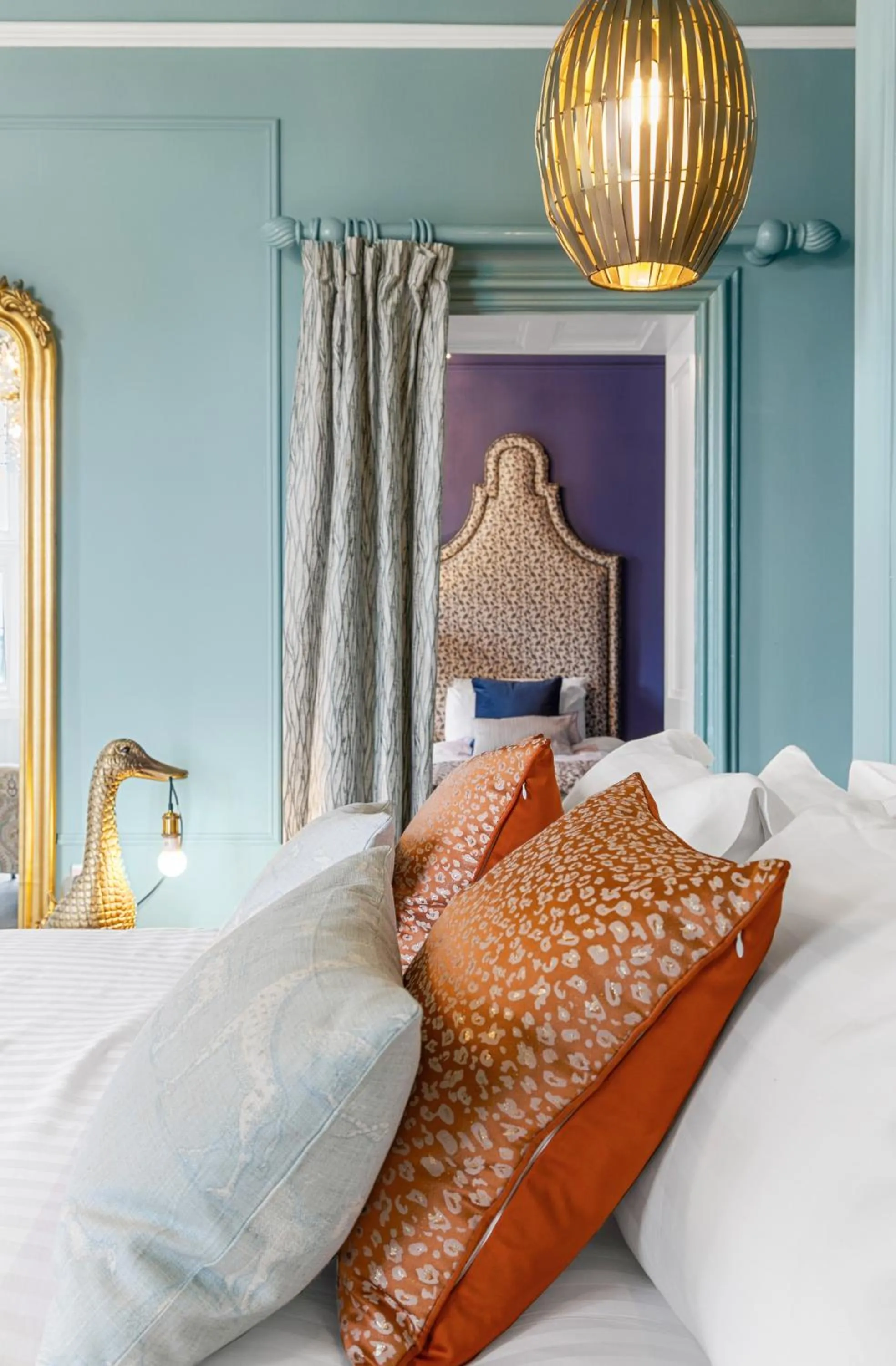 Bed in Welbeck Manor and Golf