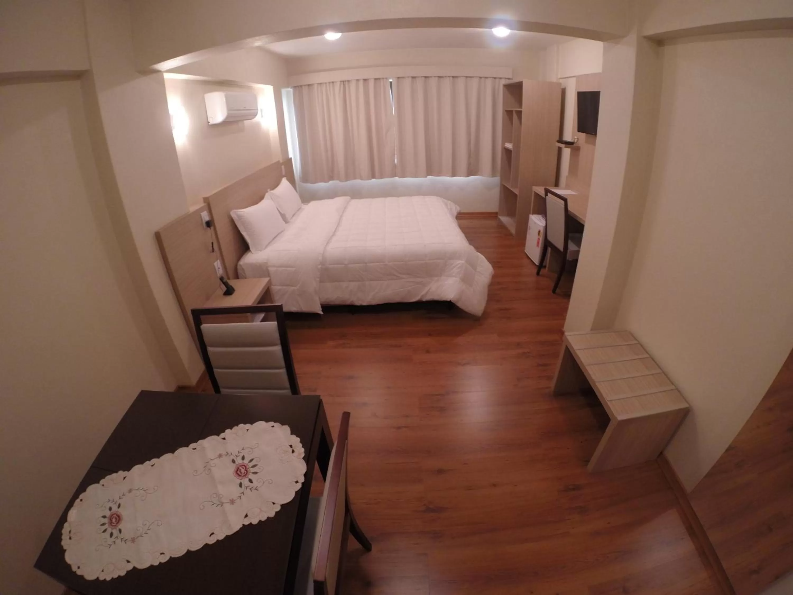 Bed in Hotel Almanara