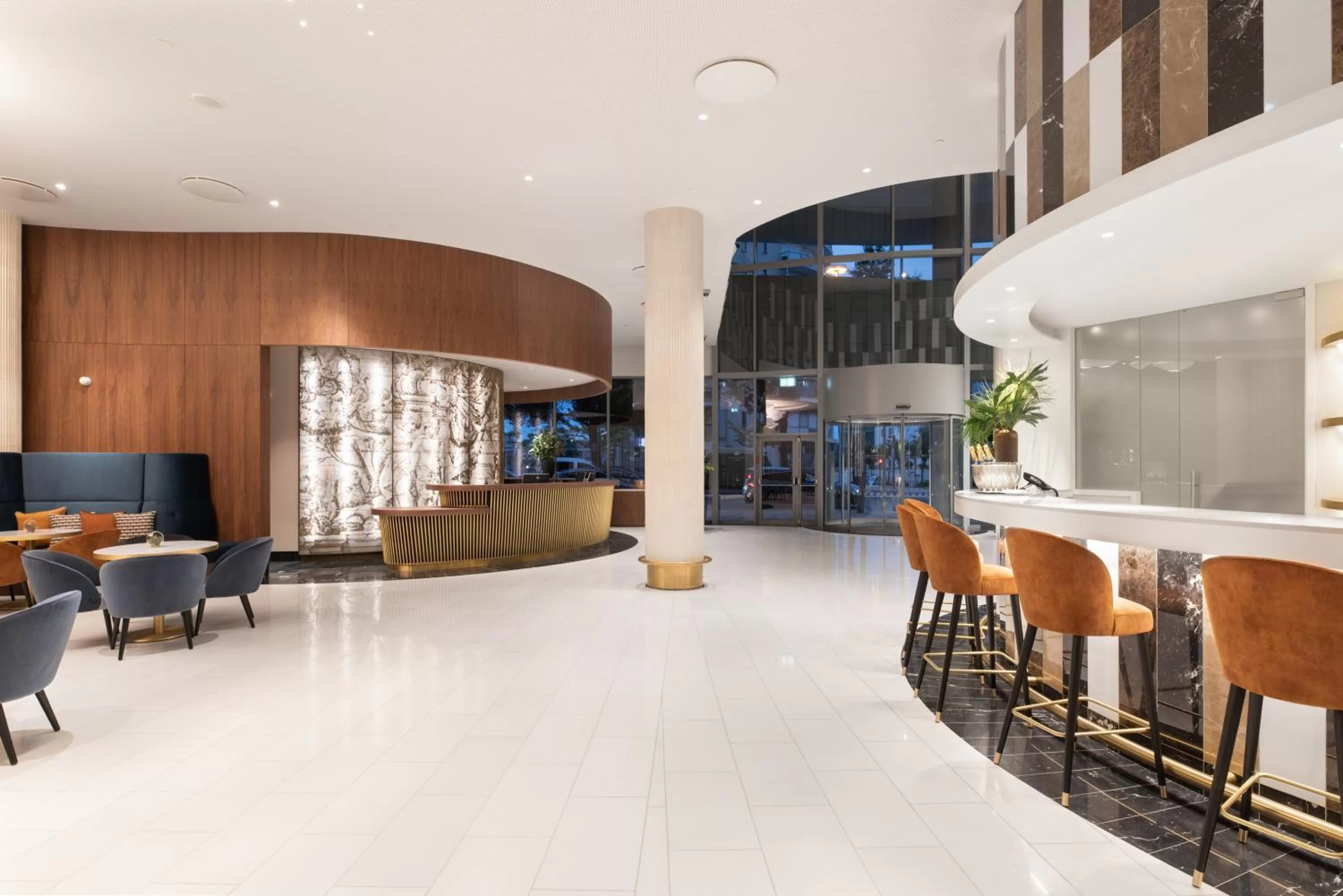 Lobby or reception in Eurostars Universal Lisboa