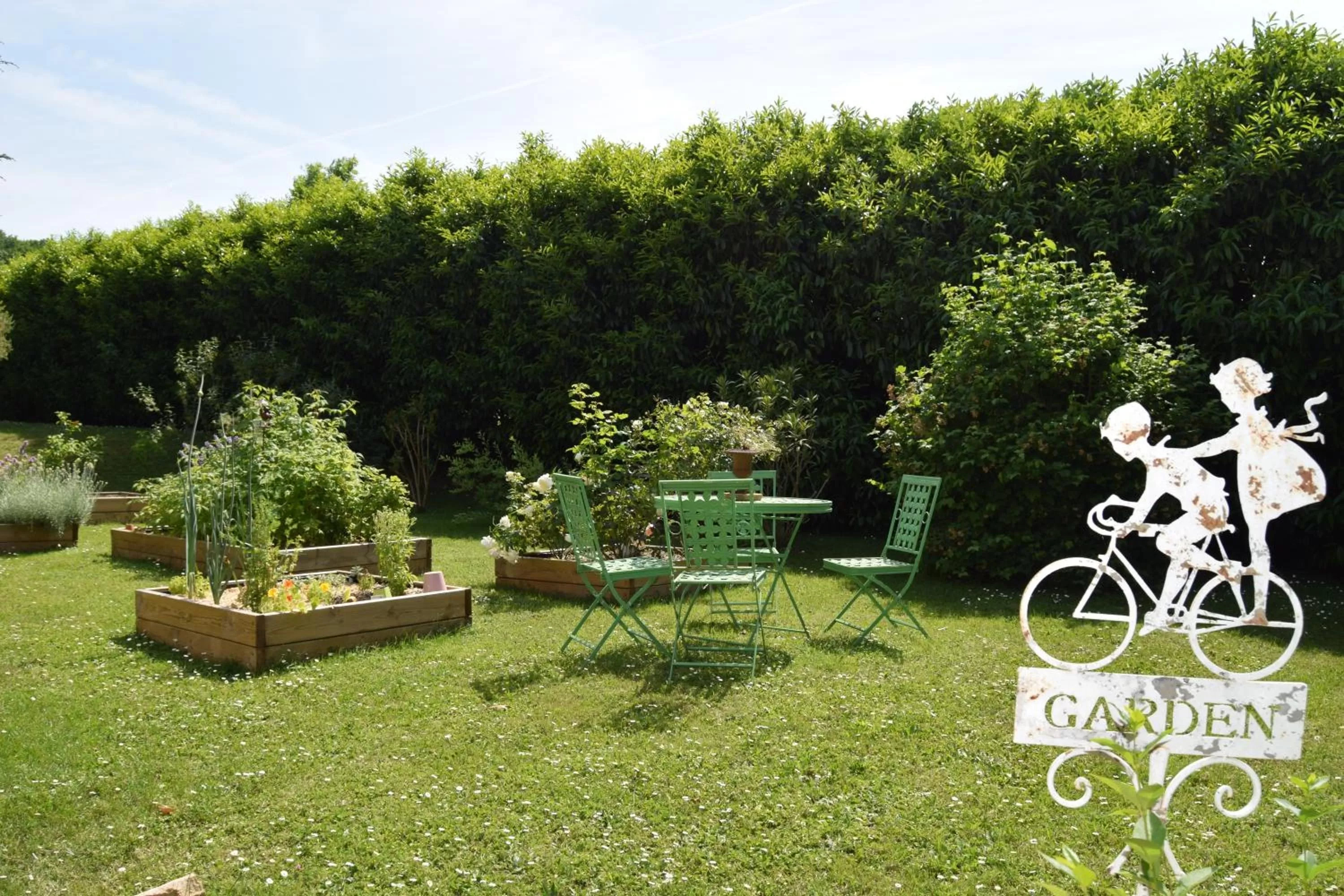Garden view, Garden in La Rochelière